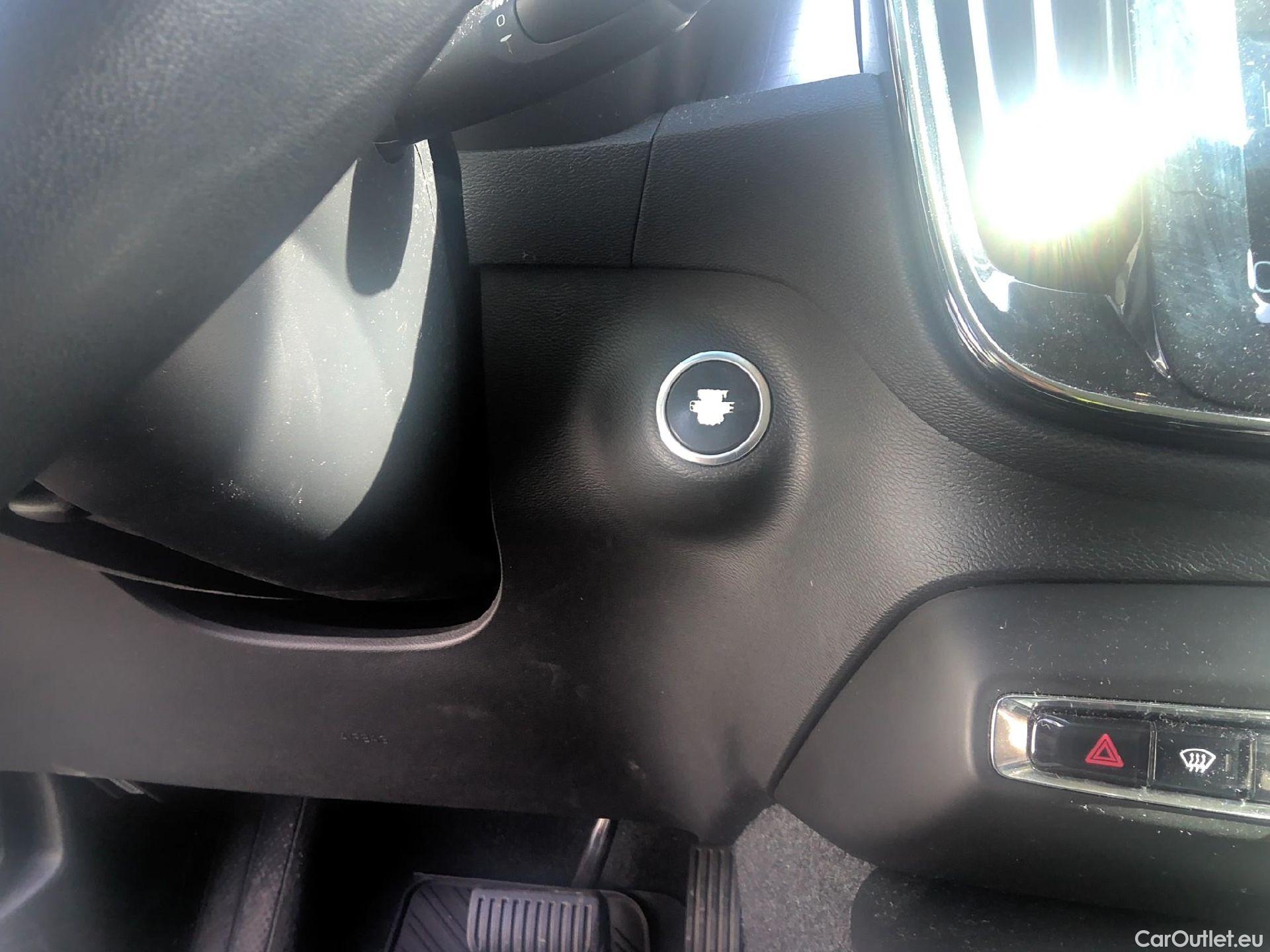  Volvo  XC 40 VOLVO XC40 / 2017 / 5P / todoterreno 1.5 T4 Twin Recharge Inscription Ex Auto #41