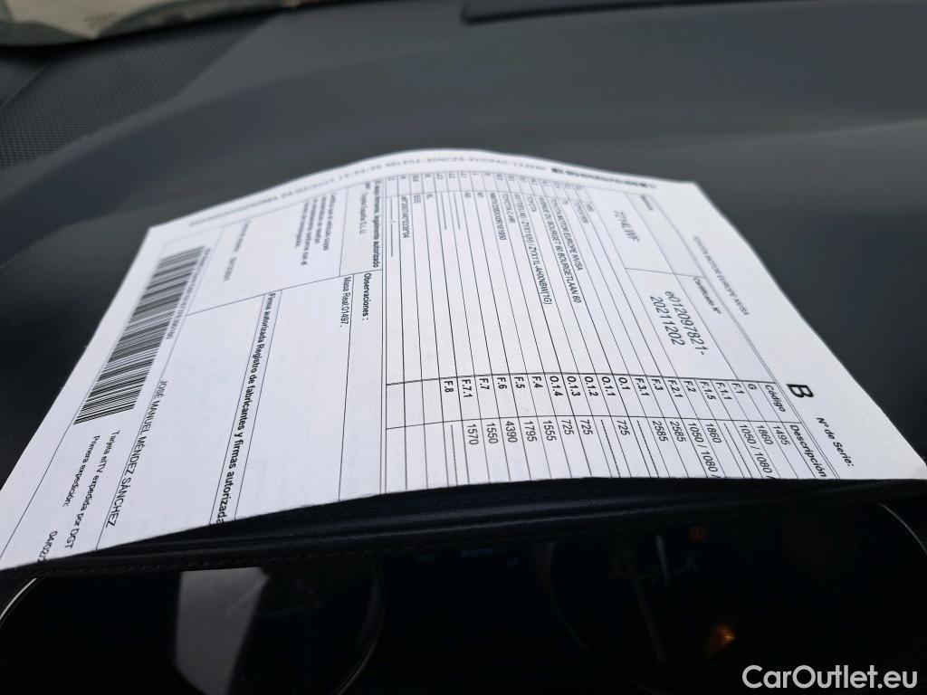  Toyota  C-HR TOYOTA  / 2019 / 5P / todoterreno 1.8 125H Active #54