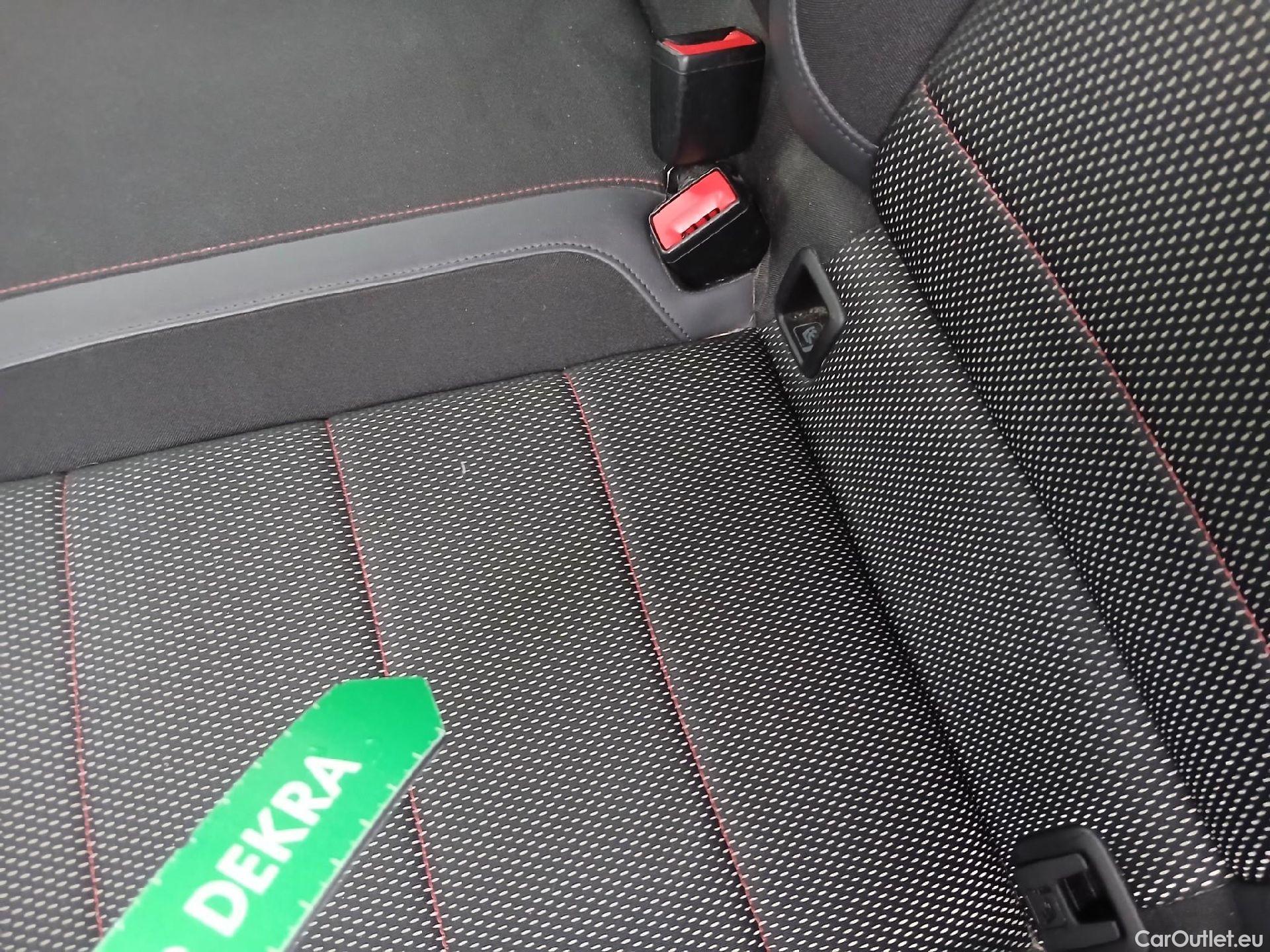  Volkswagen  T-ROC VOLKSWAGEN  / 2017 / 5P / todoterreno Sport 1.5 TSI 110kW (150CV) #27