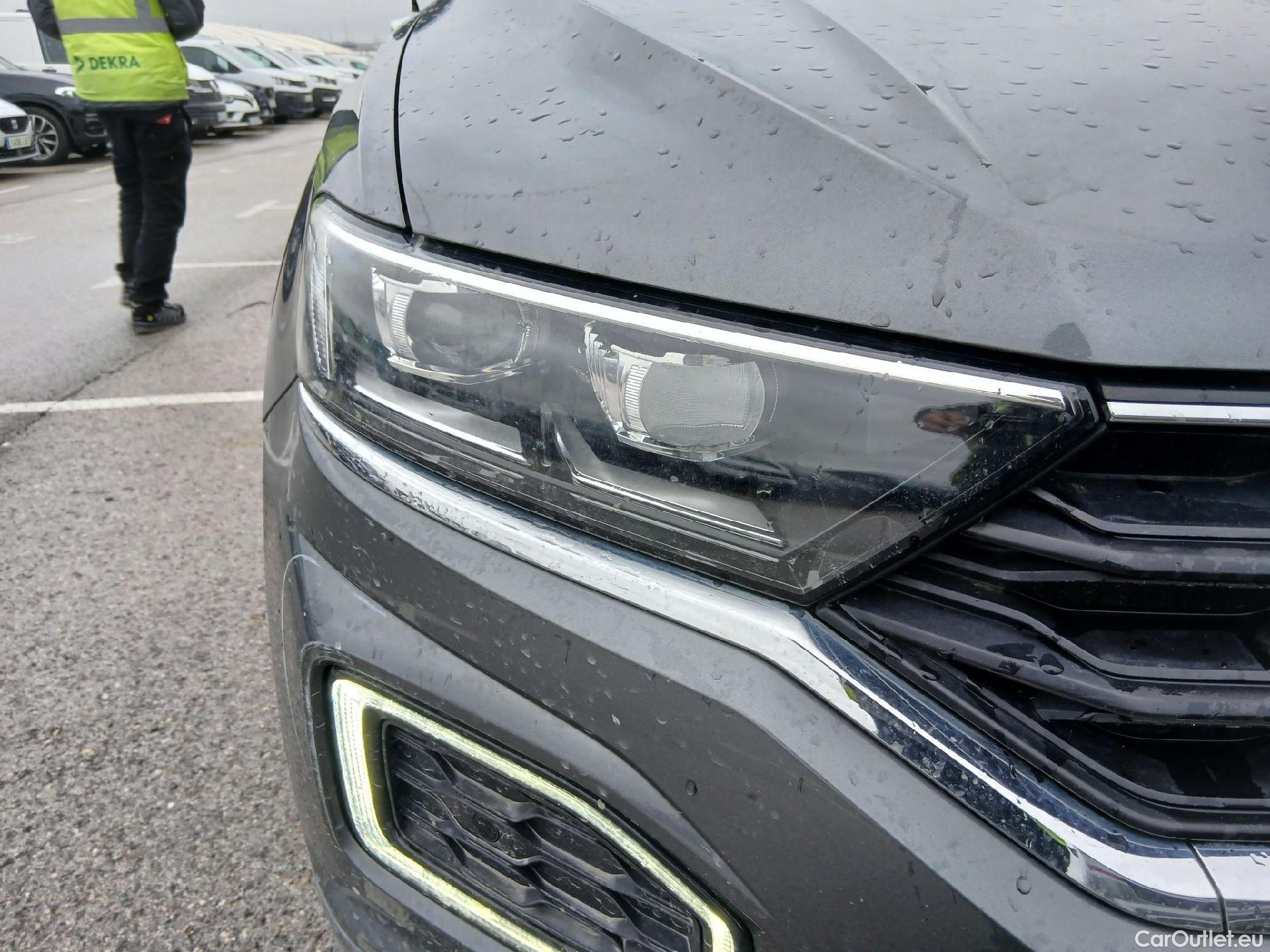  Volkswagen  T-ROC VOLKSWAGEN  / 2017 / 5P / todoterreno Sport 1.5 TSI 110kW (150CV) #15