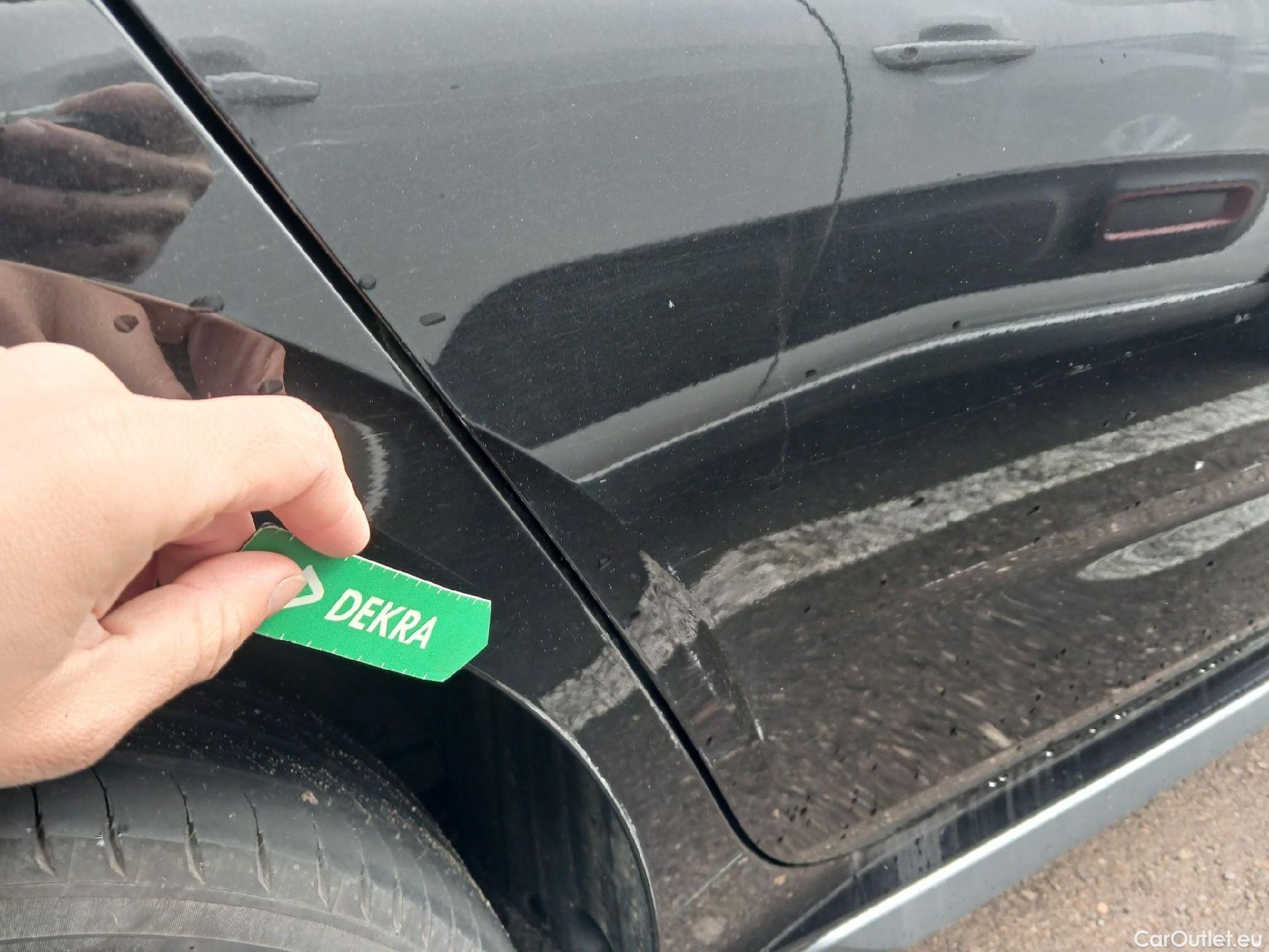  Skoda  KAMIQ SKODA  / 2019 / 5P / todoterreno 1.0 TSI 81kW (110CV) DSG Sport #19