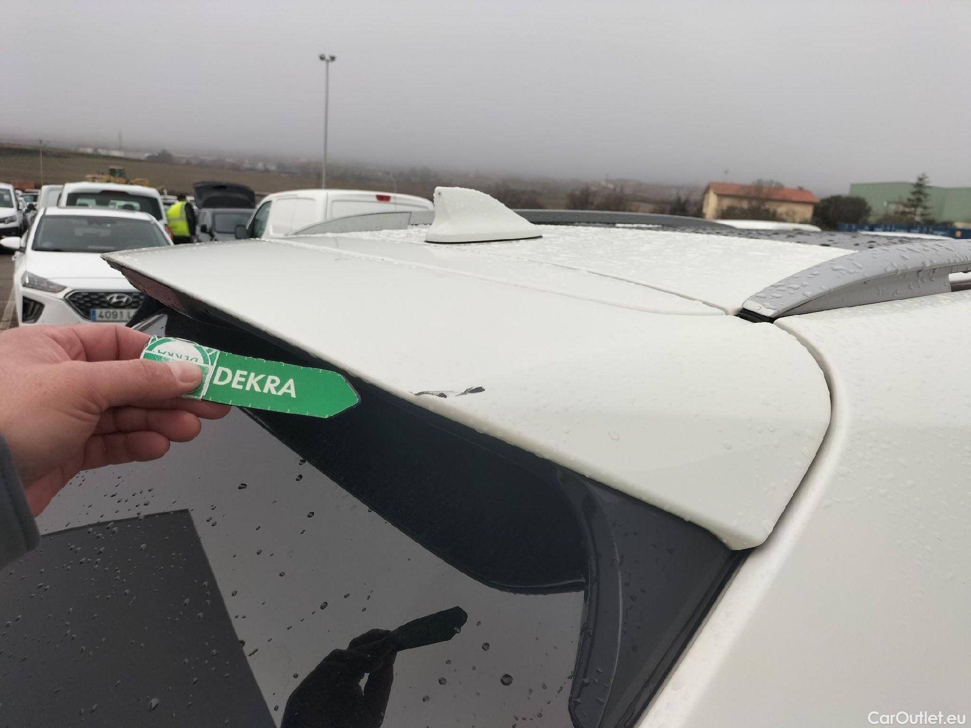  Nissan  Qashqai NISSAN  / 2017 / 5P / todoterreno DIG-T 103 kW (140 CV) E6D N-CONNECTA #46