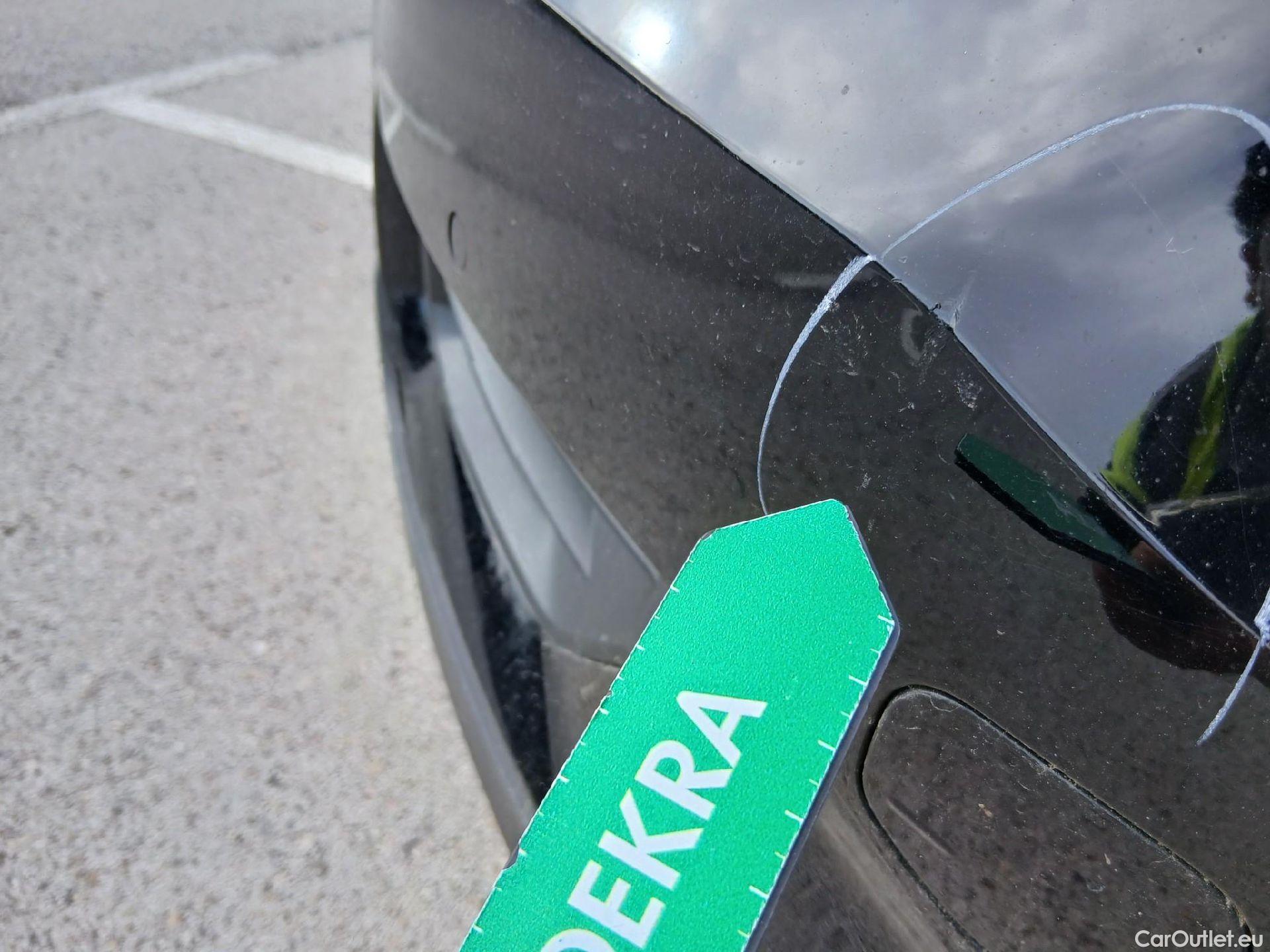  Volvo  XC 40 VOLVO XC40 / 2017 / 5P / todoterreno 1.5 T4 Twin Recharge Inscription Ex Auto #4