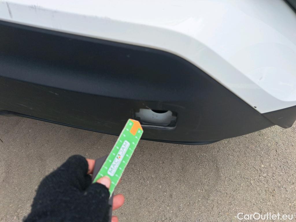  Toyota  C-HR TOYOTA  / 2019 / 5P / todoterreno 1.8 125H Active #69