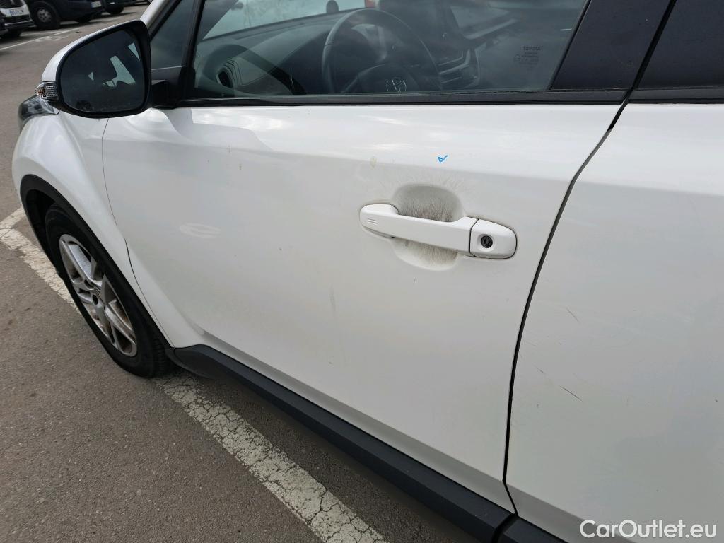  Toyota  C-HR TOYOTA  / 2019 / 5P / todoterreno 1.8 125H Active #29