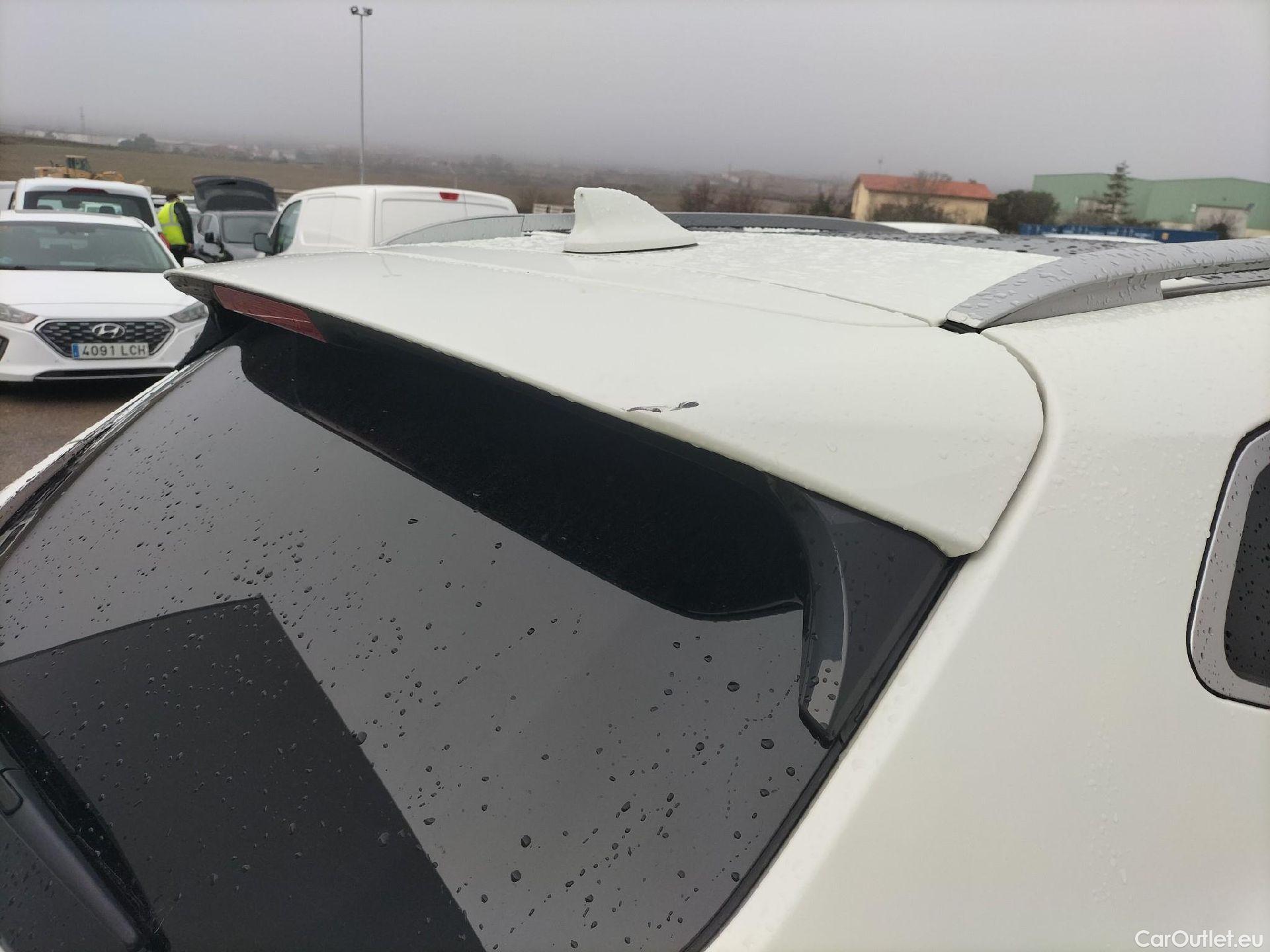  Nissan  Qashqai NISSAN  / 2017 / 5P / todoterreno DIG-T 103 kW (140 CV) E6D N-CONNECTA #47