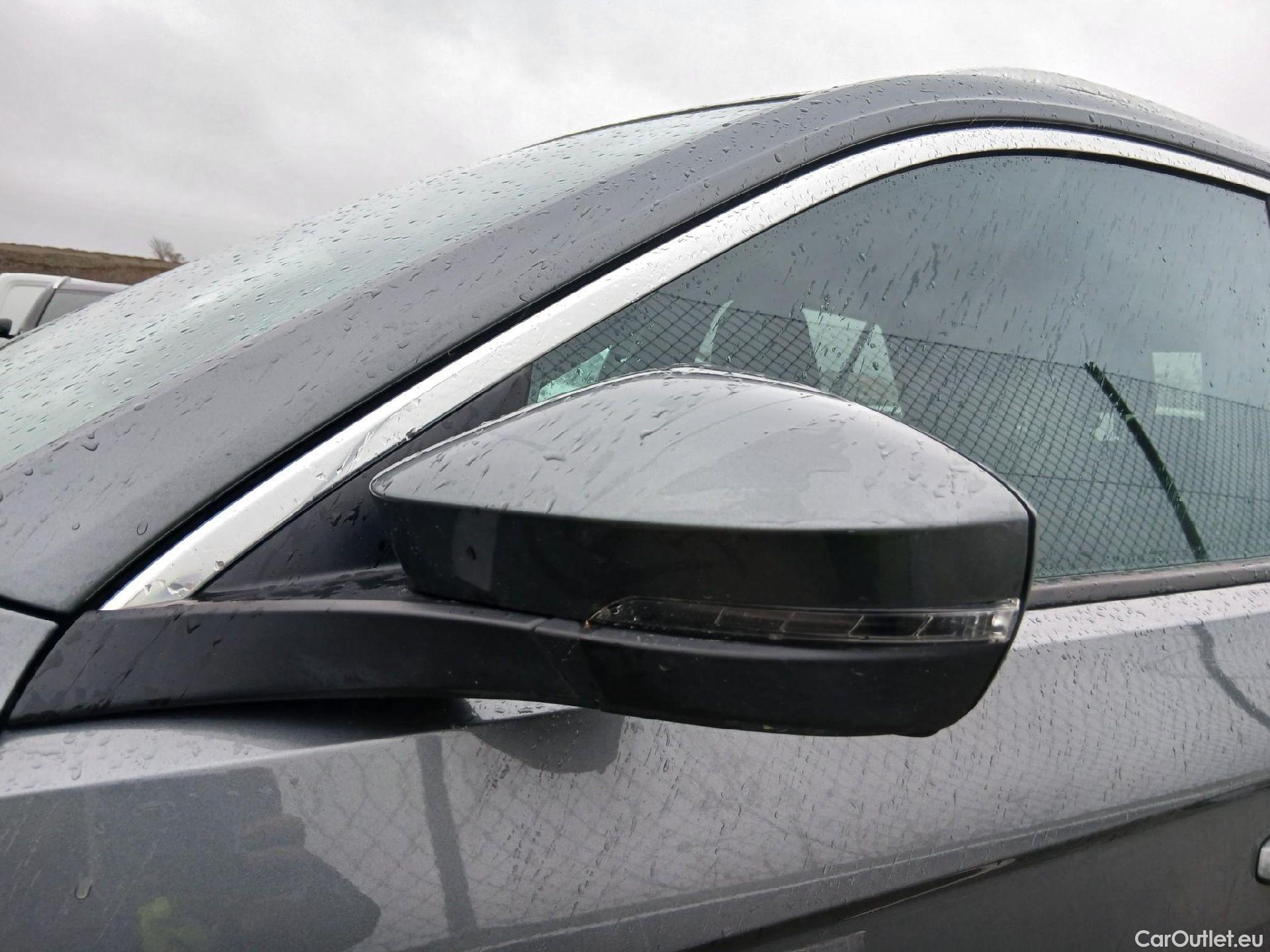  Volkswagen  T-ROC VOLKSWAGEN  / 2017 / 5P / todoterreno Sport 1.5 TSI 110kW (150CV) #26