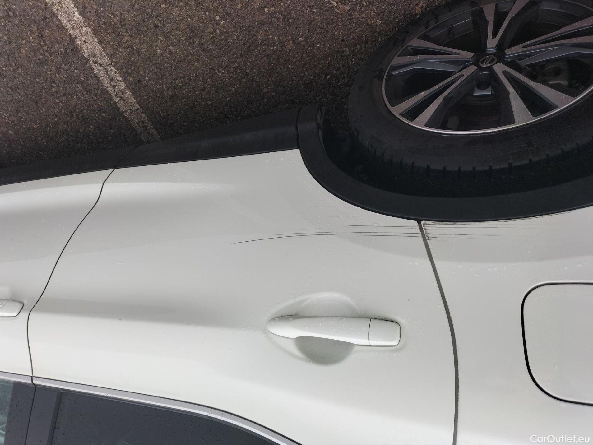  Nissan  Qashqai NISSAN  / 2017 / 5P / todoterreno DIG-T 103 kW (140 CV) E6D N-CONNECTA #39