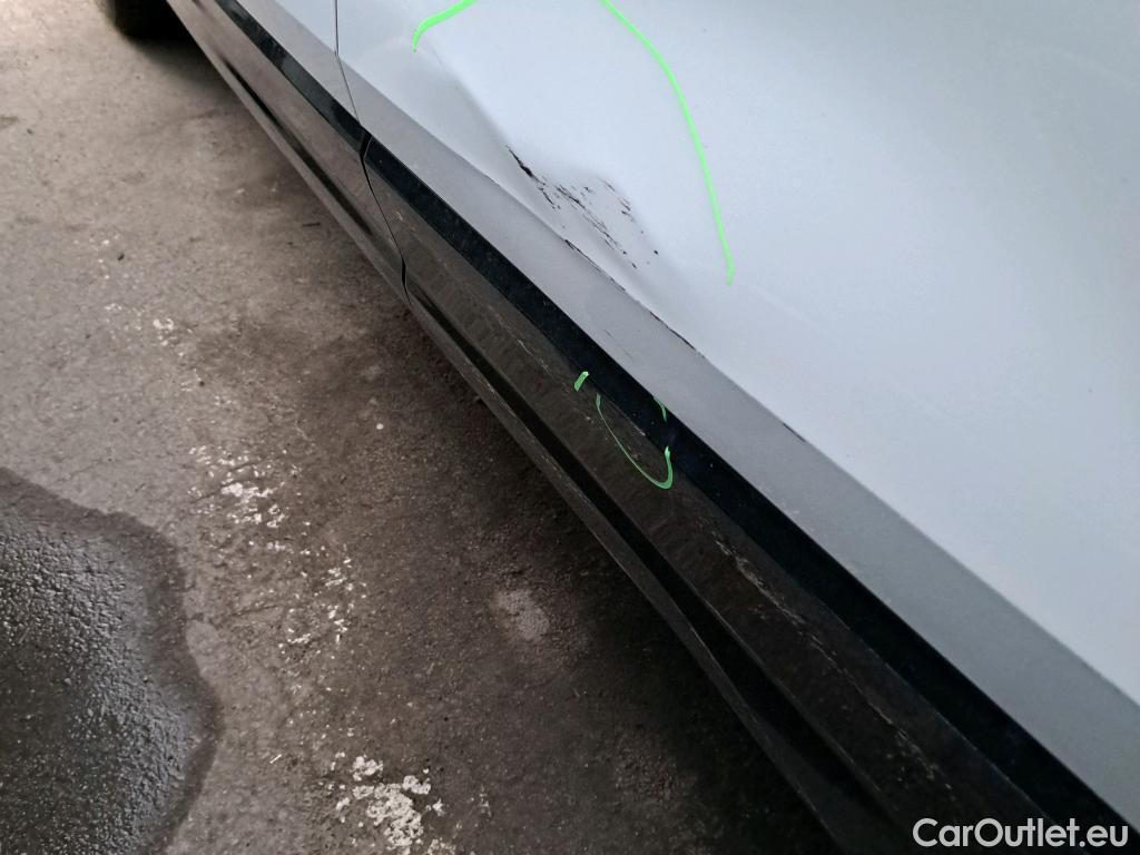  Audi  Q2 AUDI  / 2016 / 5P / todoterreno Design 35 TFSI 110kW (150CV) S tronic #17