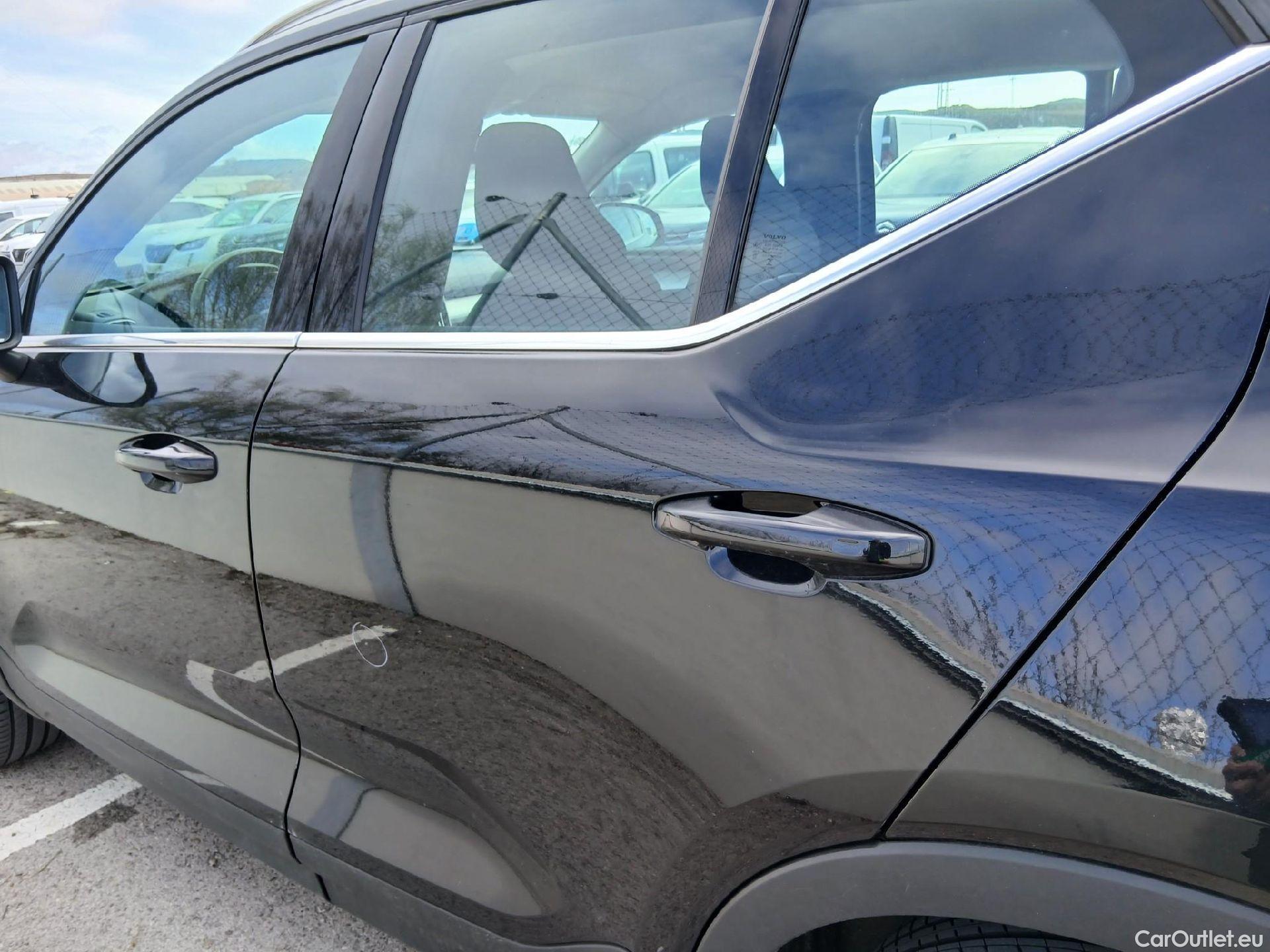  Volvo  XC 40 VOLVO XC40 / 2017 / 5P / todoterreno 1.5 T4 Twin Recharge Inscription Ex Auto #11