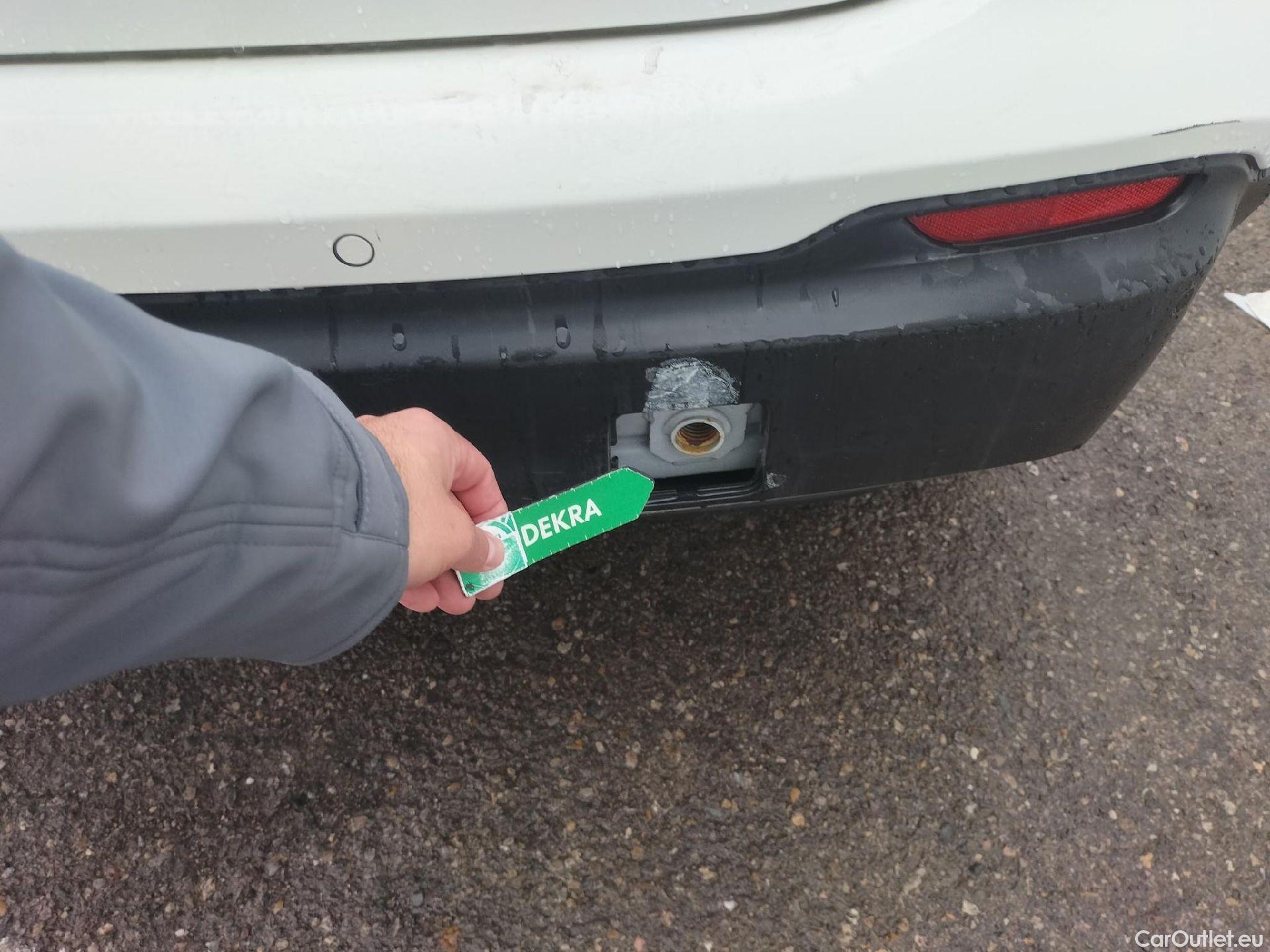  Nissan  Qashqai NISSAN  / 2017 / 5P / todoterreno DIG-T 103 kW (140 CV) E6D N-CONNECTA #30