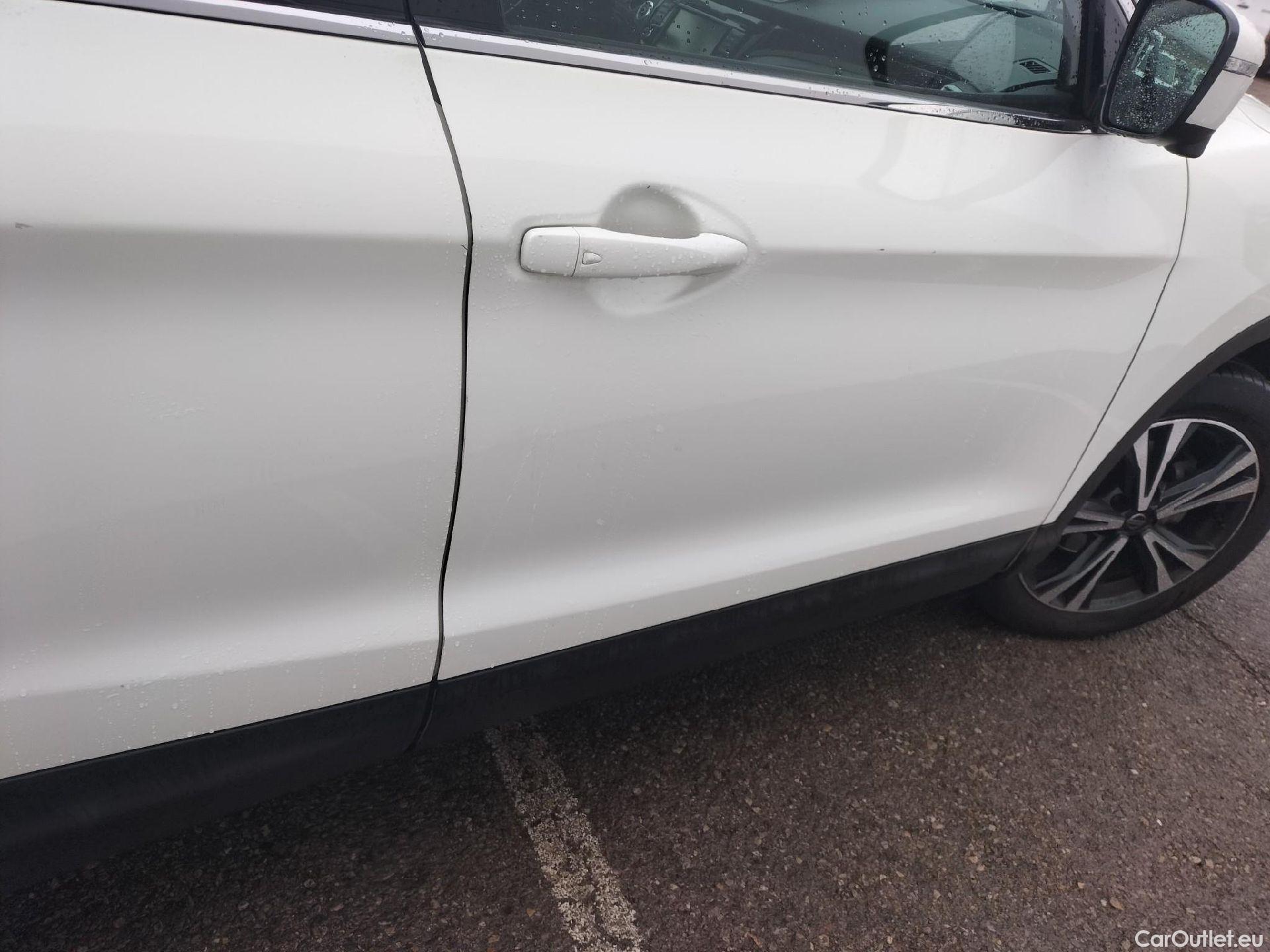  Nissan  Qashqai NISSAN  / 2017 / 5P / todoterreno DIG-T 103 kW (140 CV) E6D N-CONNECTA #41