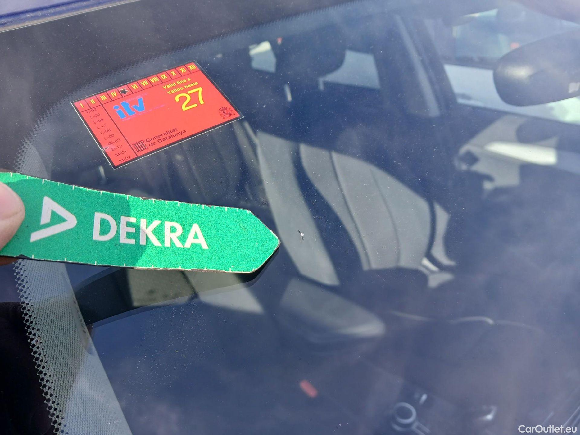  Bmw  X1 BMW  / 2019 / 5P / todoterreno sDrive18d #37