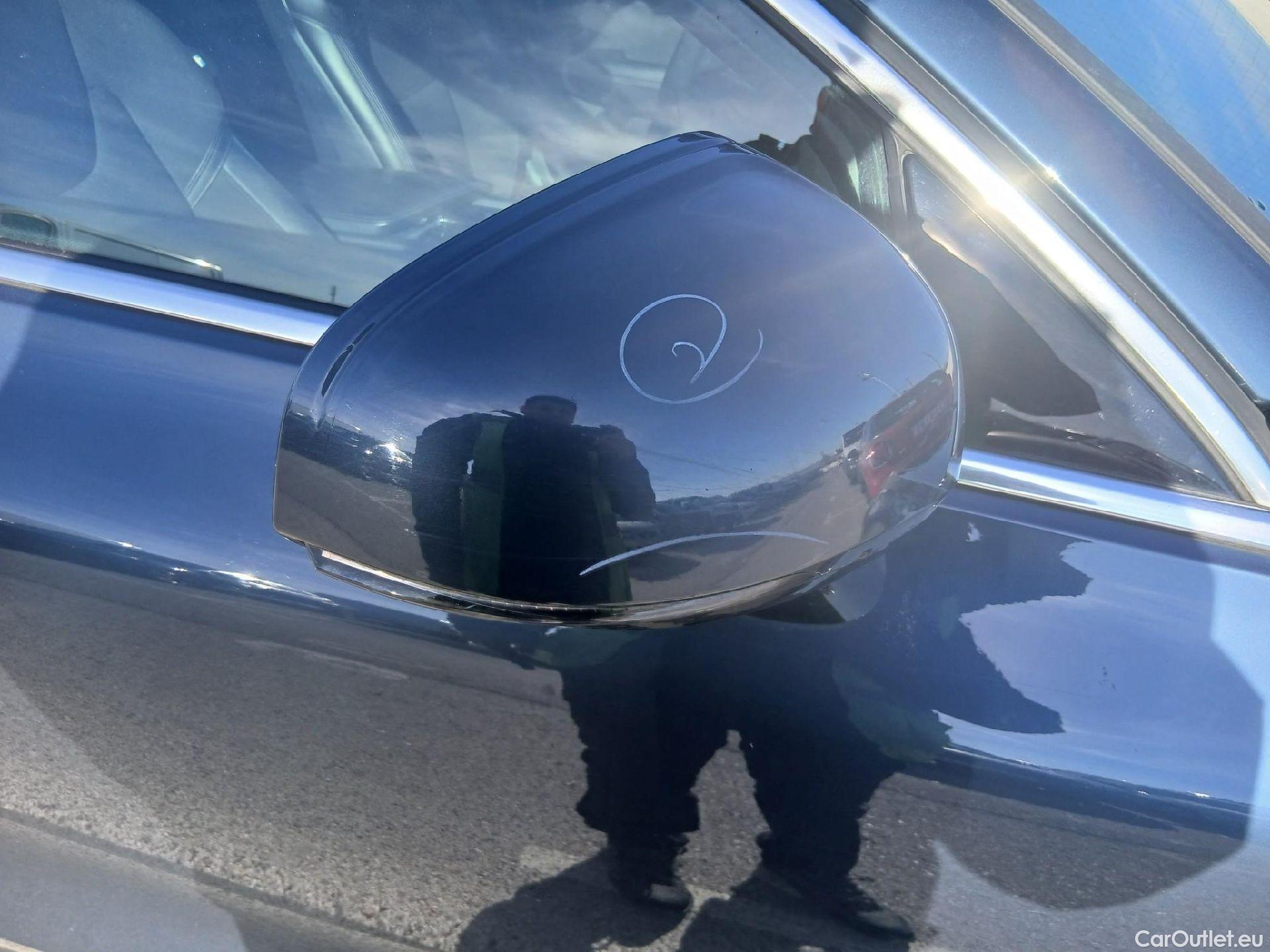  Volvo  V60 VOLVO  / 2018 / 5P / familiar 2.0 B4 (D) Momentum Pro Auto #22