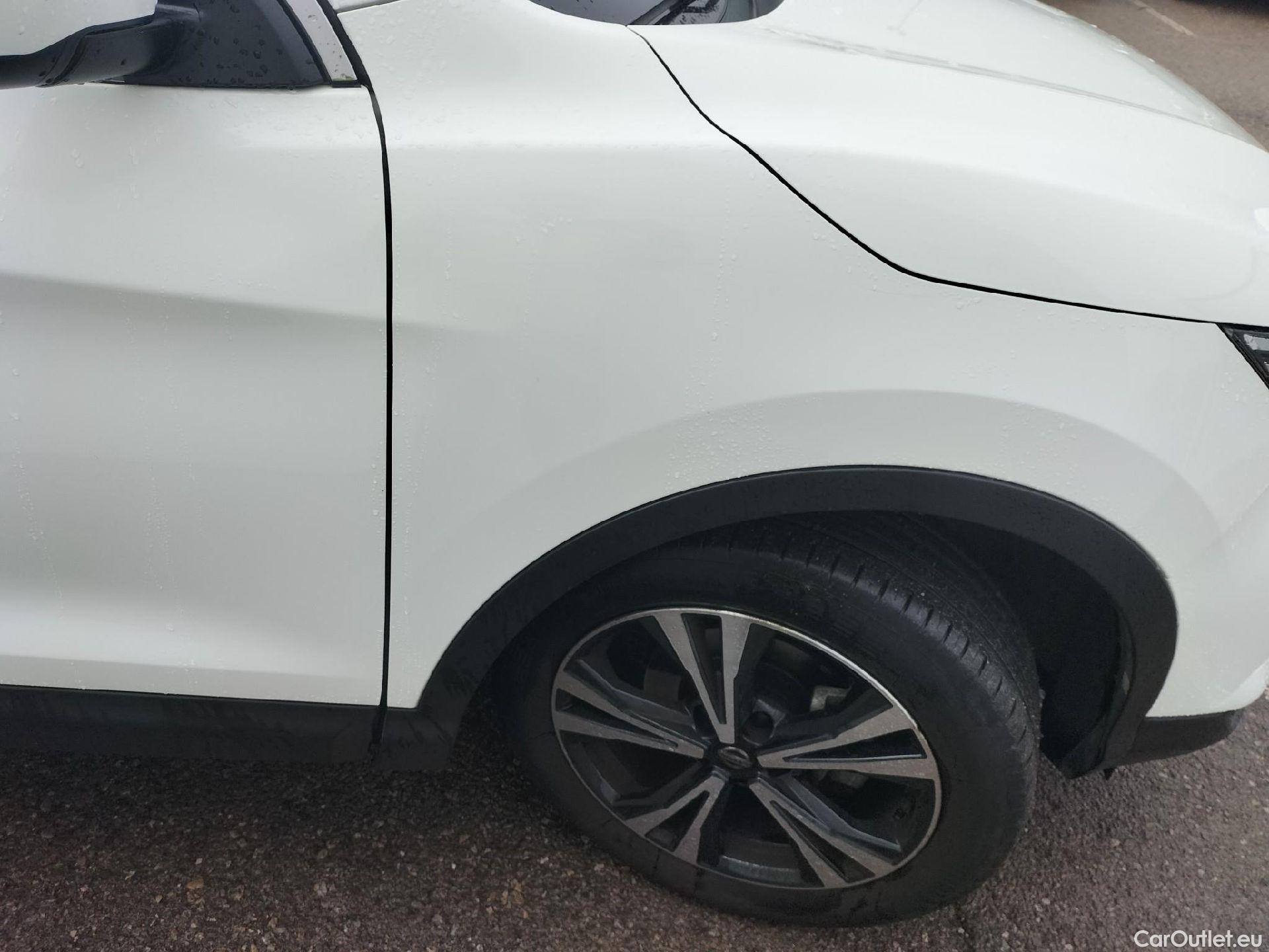  Nissan  Qashqai NISSAN  / 2017 / 5P / todoterreno DIG-T 103 kW (140 CV) E6D N-CONNECTA #44