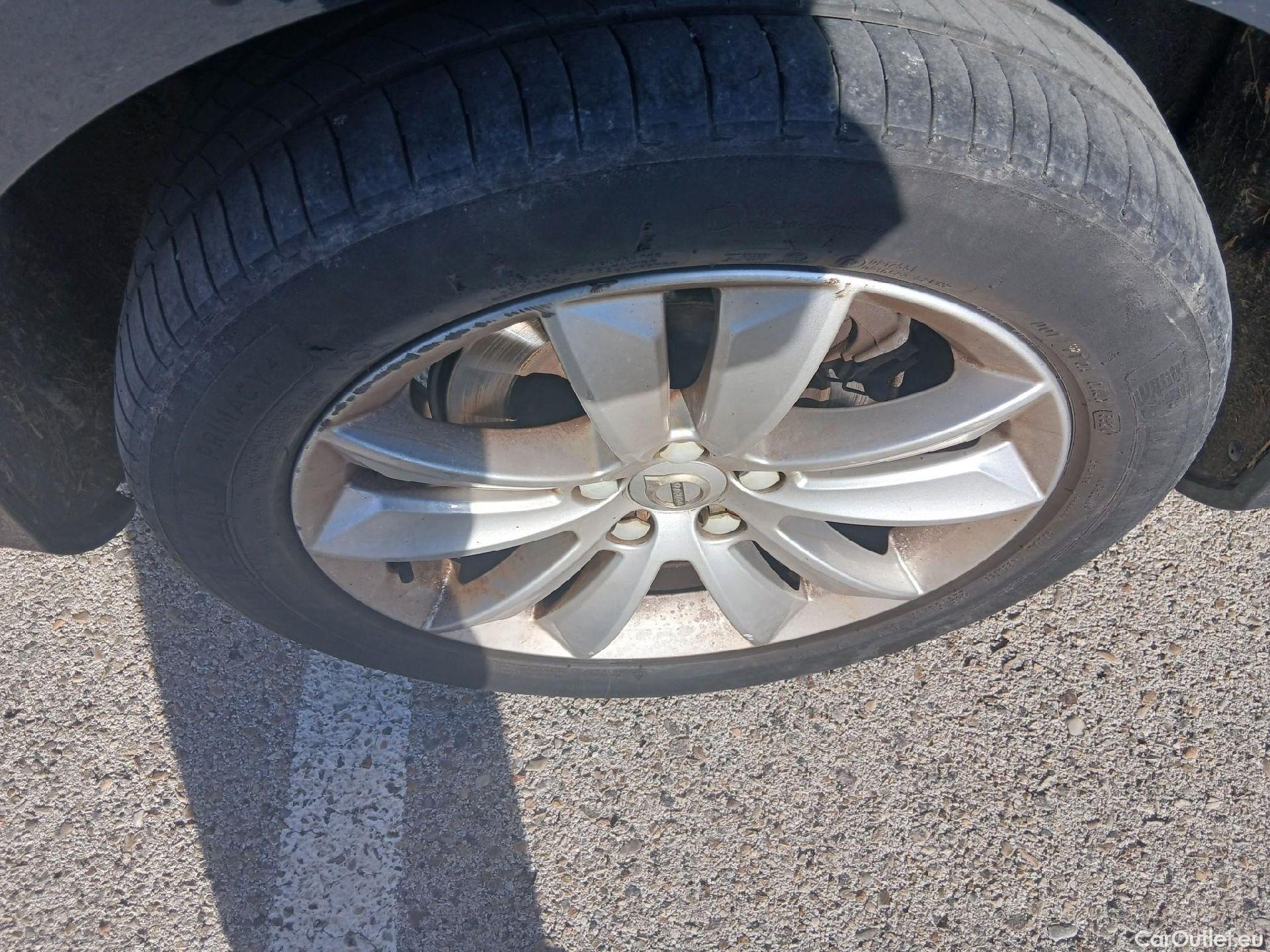  Volvo  V60 VOLVO  / 2018 / 5P / familiar 2.0 B4 (D) Momentum Pro Auto #21