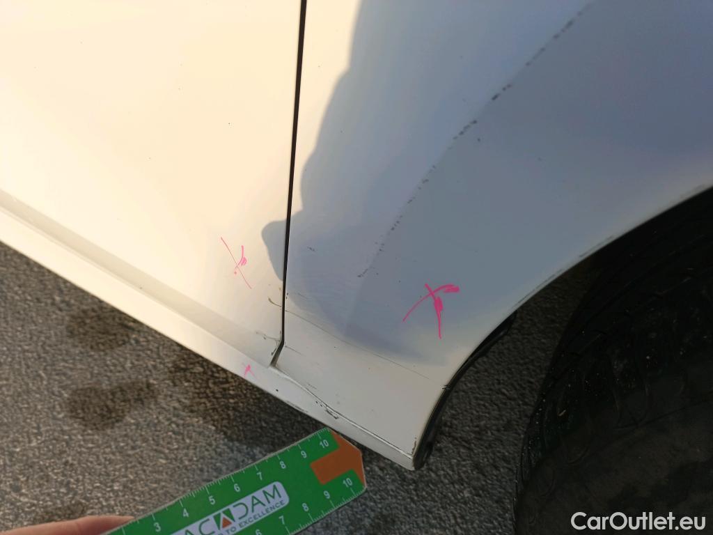  Skoda  Octavia SKODA  / 2020 / 5P / familiar Combi 2.0 TDI 85kW(115CV) DSG Ambition #4