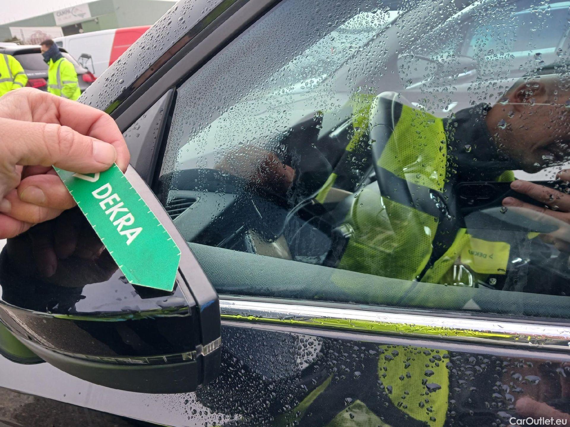  Skoda  KAMIQ SKODA  / 2019 / 5P / todoterreno 1.0 TSI 81kW (110CV) DSG Sport #5