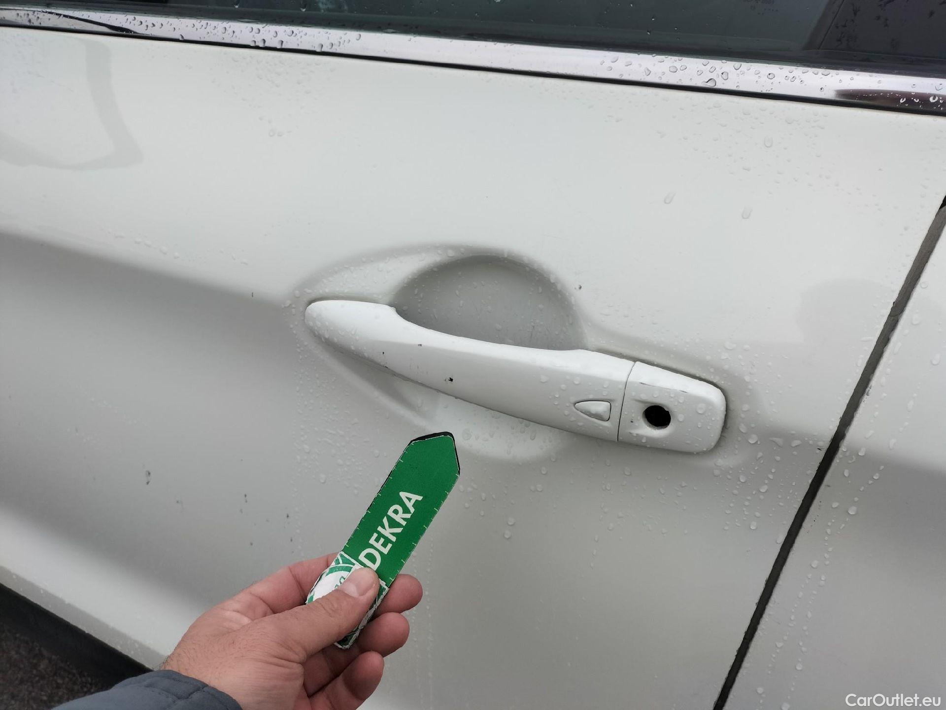  Nissan  Qashqai NISSAN  / 2017 / 5P / todoterreno DIG-T 103 kW (140 CV) E6D N-CONNECTA #15