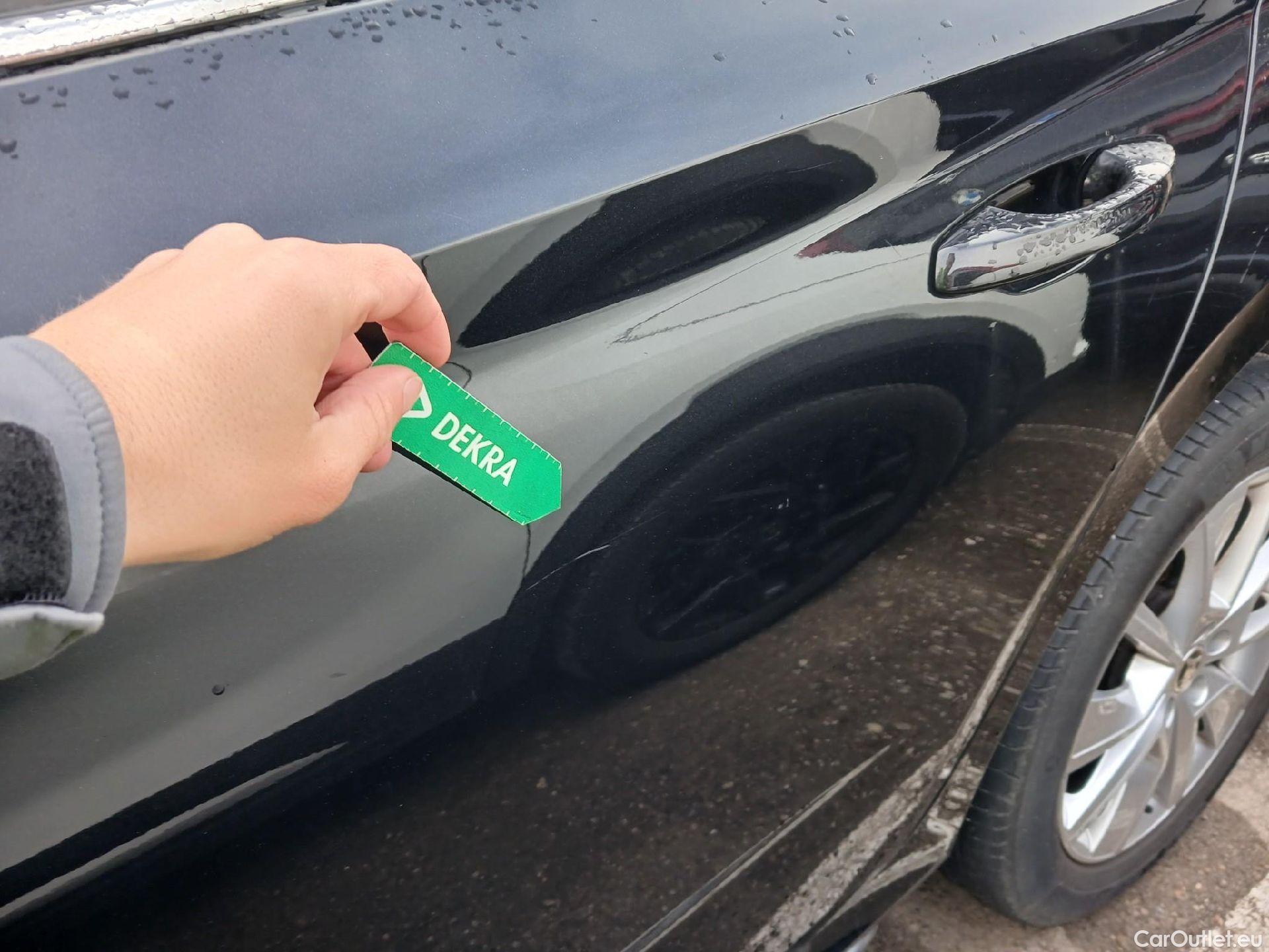  Skoda  KAMIQ SKODA  / 2019 / 5P / todoterreno 1.0 TSI 81kW (110CV) DSG Sport #8