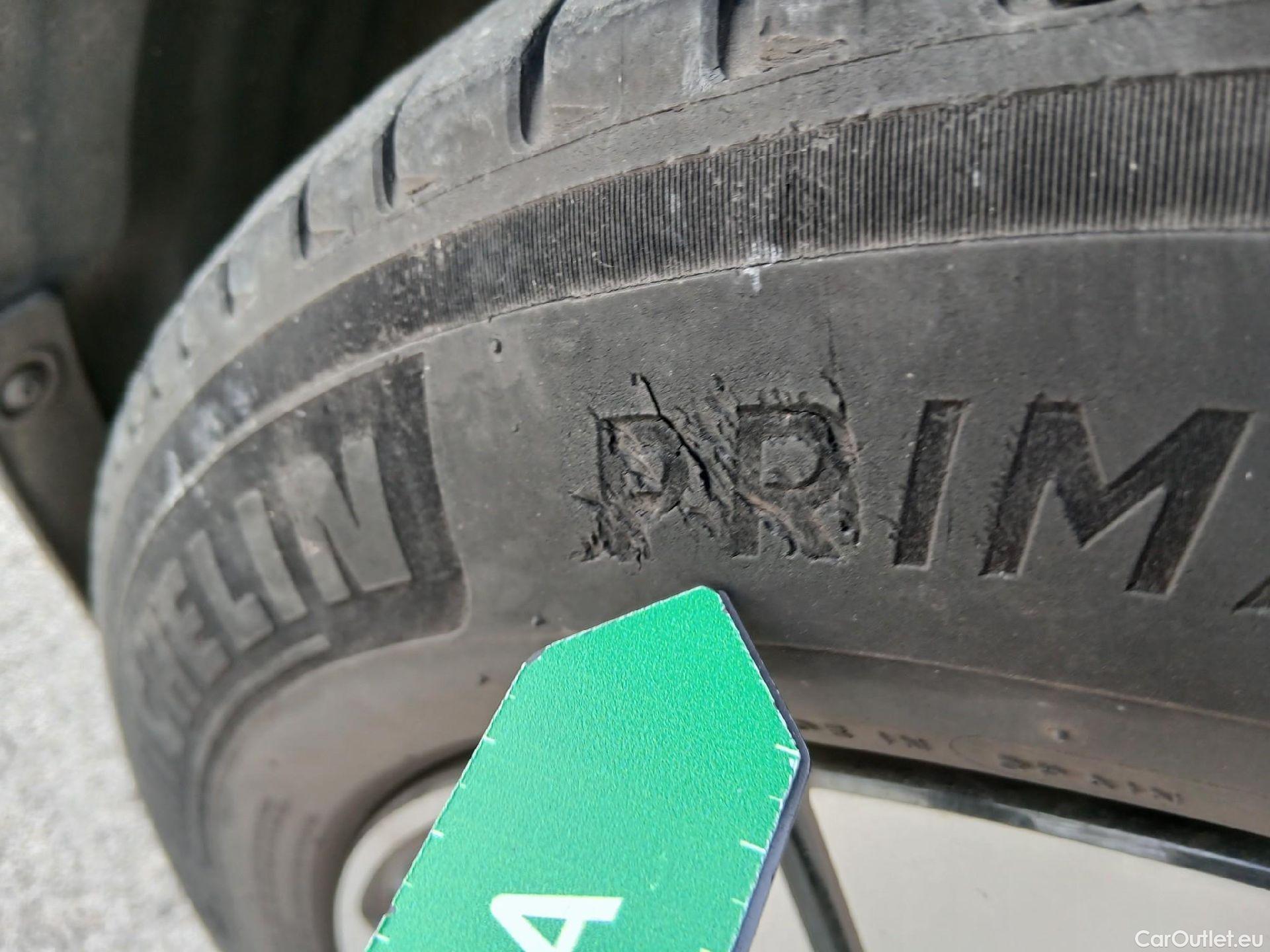  Volvo  XC 40 VOLVO XC40 / 2017 / 5P / todoterreno 1.5 T4 Twin Recharge Inscription Ex Auto #42