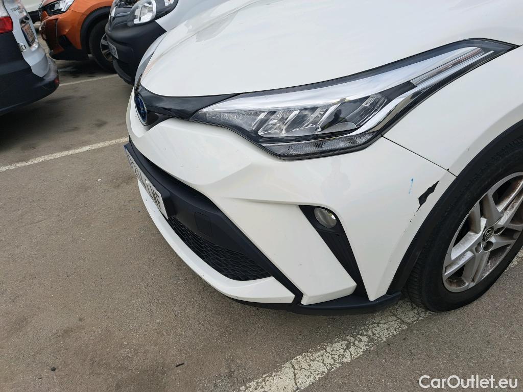  Toyota  C-HR TOYOTA  / 2019 / 5P / todoterreno 1.8 125H Active #59