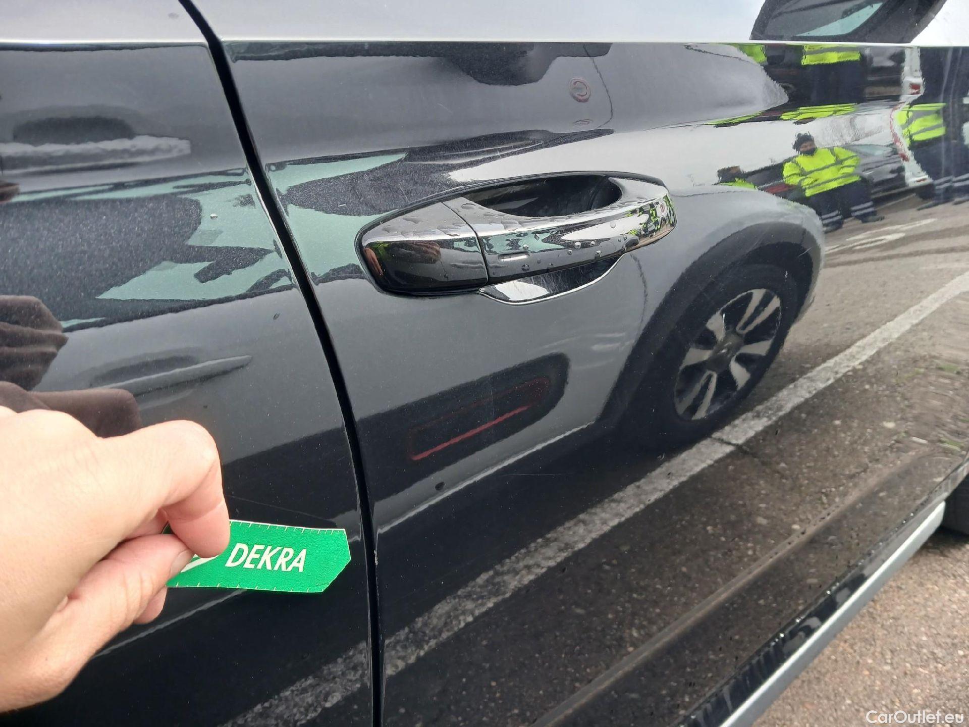  Skoda  KAMIQ SKODA  / 2019 / 5P / todoterreno 1.0 TSI 81kW (110CV) DSG Sport #26