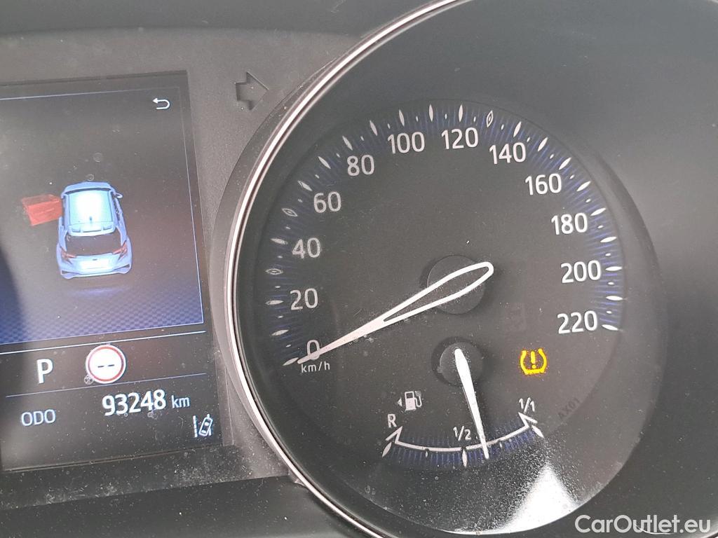  Toyota  C-HR TOYOTA  / 2019 / 5P / todoterreno 1.8 125H Active #73