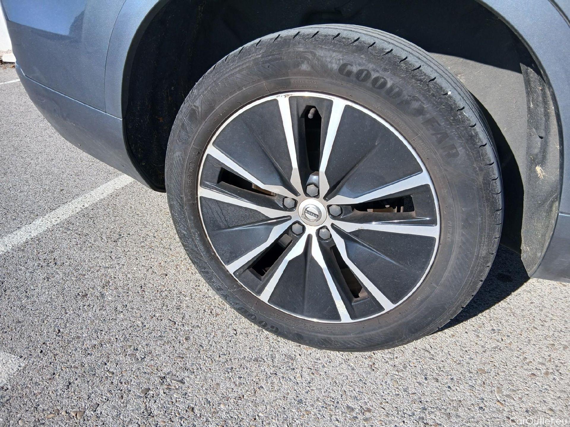  Volvo  XC90 VOLVO  / 2019 / 5P / todoterreno 2.0 B5 D5 AWD Business Plus Auto (CX) #35