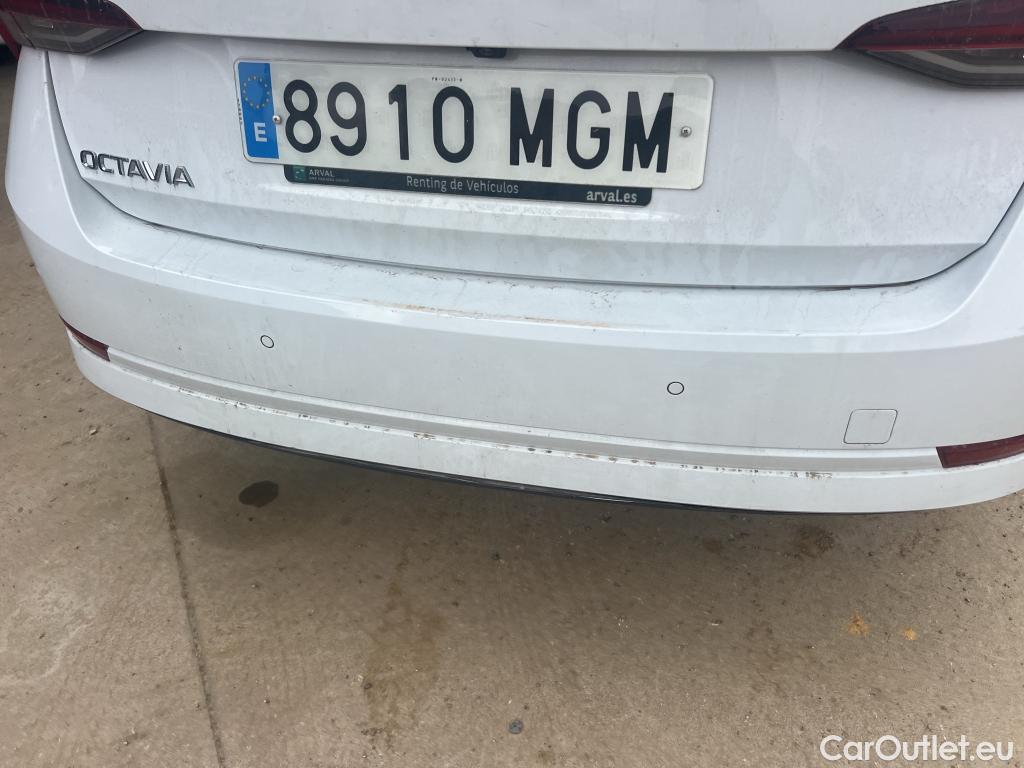  Skoda  Octavia SKODA  / 2020 / 5P / berlina con portón 2.0 TDI 85kW (115 CV) Manual Ambition #13