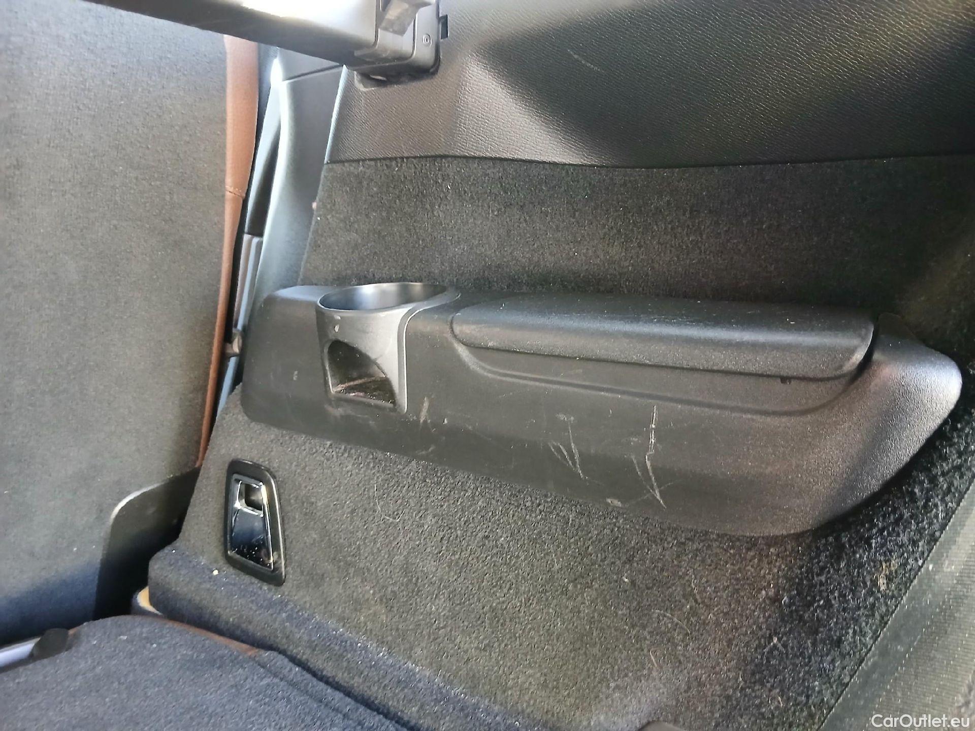  Volvo  XC90 VOLVO  / 2019 / 5P / todoterreno 2.0 B5 D5 AWD Business Plus Auto (CX) #34