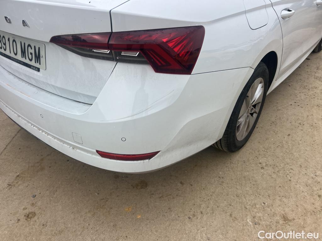  Skoda  Octavia SKODA  / 2020 / 5P / berlina con portón 2.0 TDI 85kW (115 CV) Manual Ambition #11