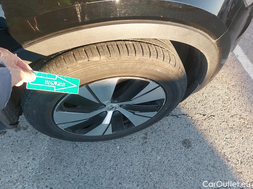  Volvo  XC 40 VOLVO XC40 / 2017 / 5P / todoterreno 1.5 T5 Twin Recharge Inscription Ex Auto #1