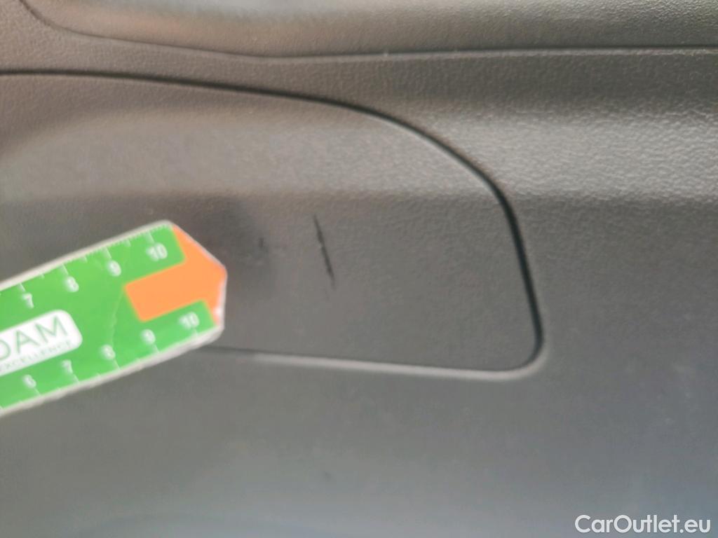  Audi  A3 AUDI  / 2020 / 5P / berlina con portón Sportback 30 TFSI 81kW (110CV) S tronic #14