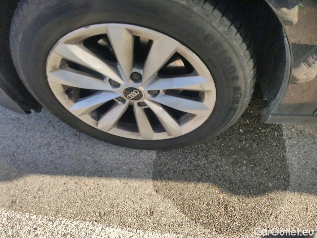  Audi  A3 AUDI  / 2020 / 5P / berlina con portón Sportback 30 TFSI 81kW (110CV) S tronic #9