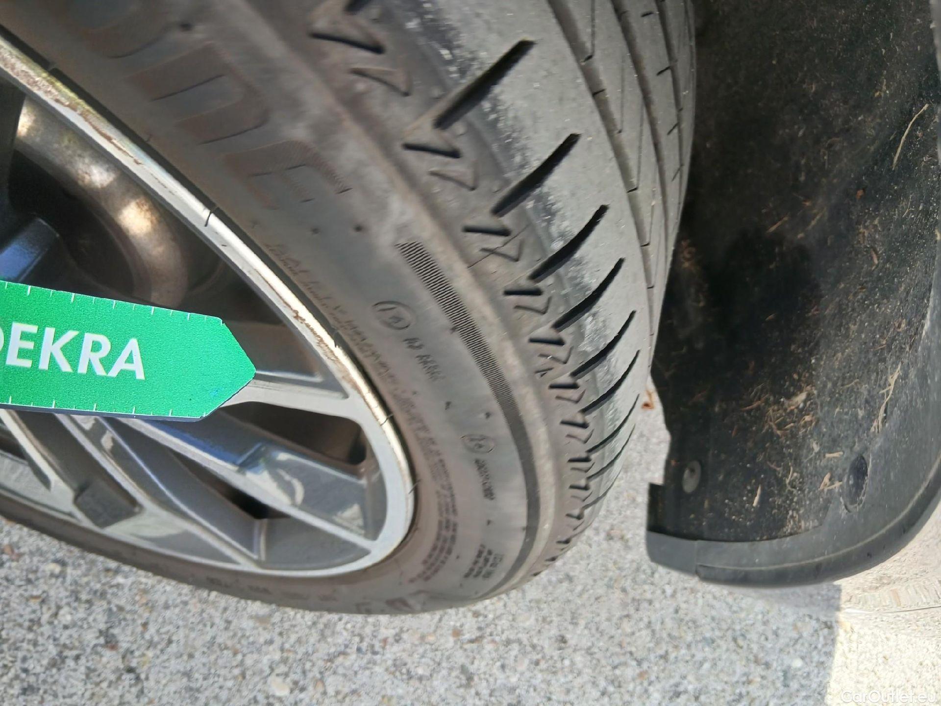  Bmw  X4 BMW  / 2018 / 5P / todoterreno xDrive20d #3