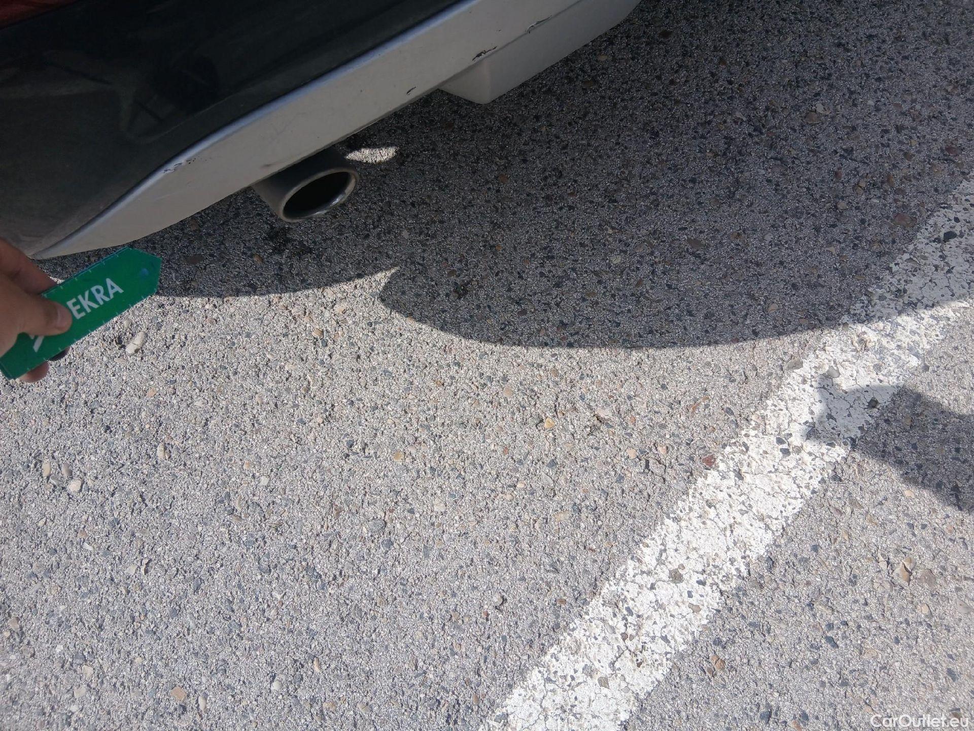  Audi  Q2 AUDI  / 2016 / 5P / todoterreno Design 30 TFSI 85kW (116CV) #32