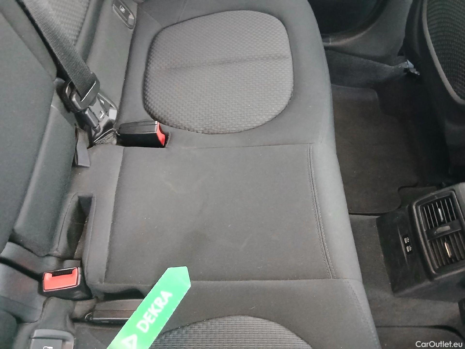  Bmw  X1 BMW  / 2019 / 5P / todoterreno sDrive18d #24