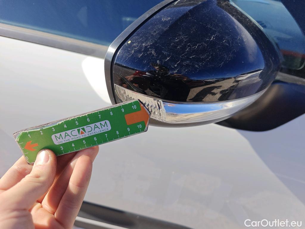  Citroen  C3 CITROEN  / 2020 / 5P / berlina con portón BlueHDi 75KW (100CV) S&S FEEL #55