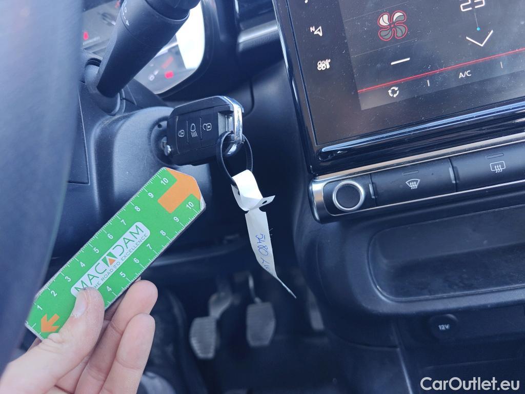  Citroen  C3 CITROEN  / 2020 / 5P / berlina con portón BlueHDi 75KW (100CV) S&S FEEL #2