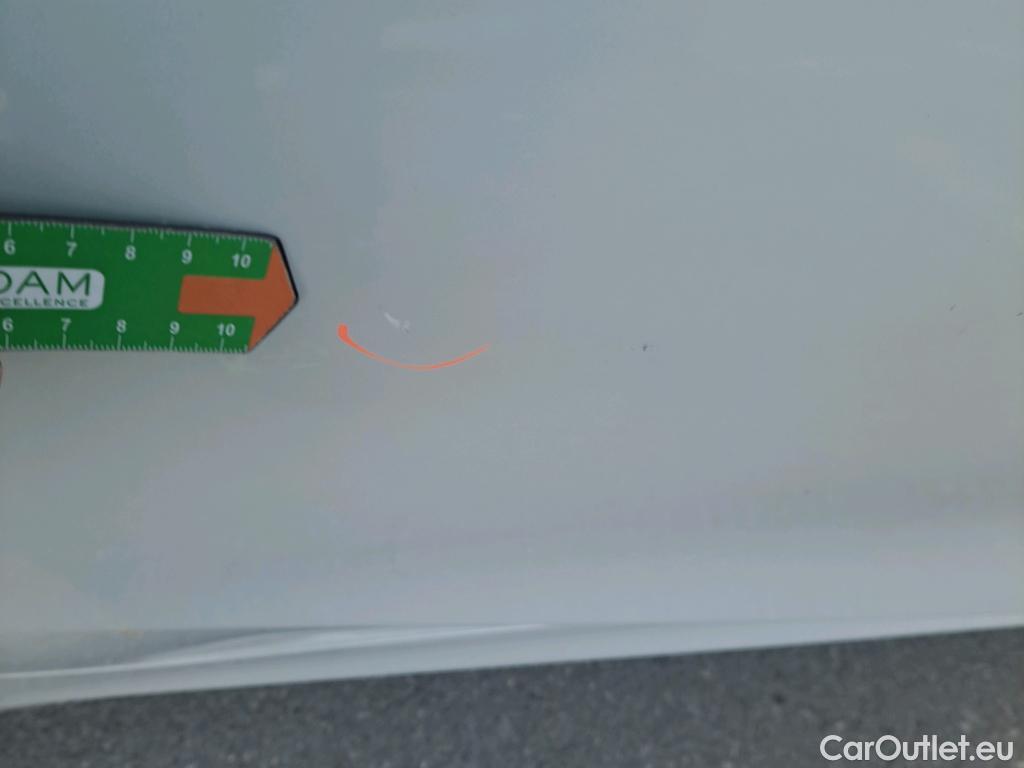  Bmw  Serie 3 BMW  / 2018 / 4P / sedán 320d Auto. #16