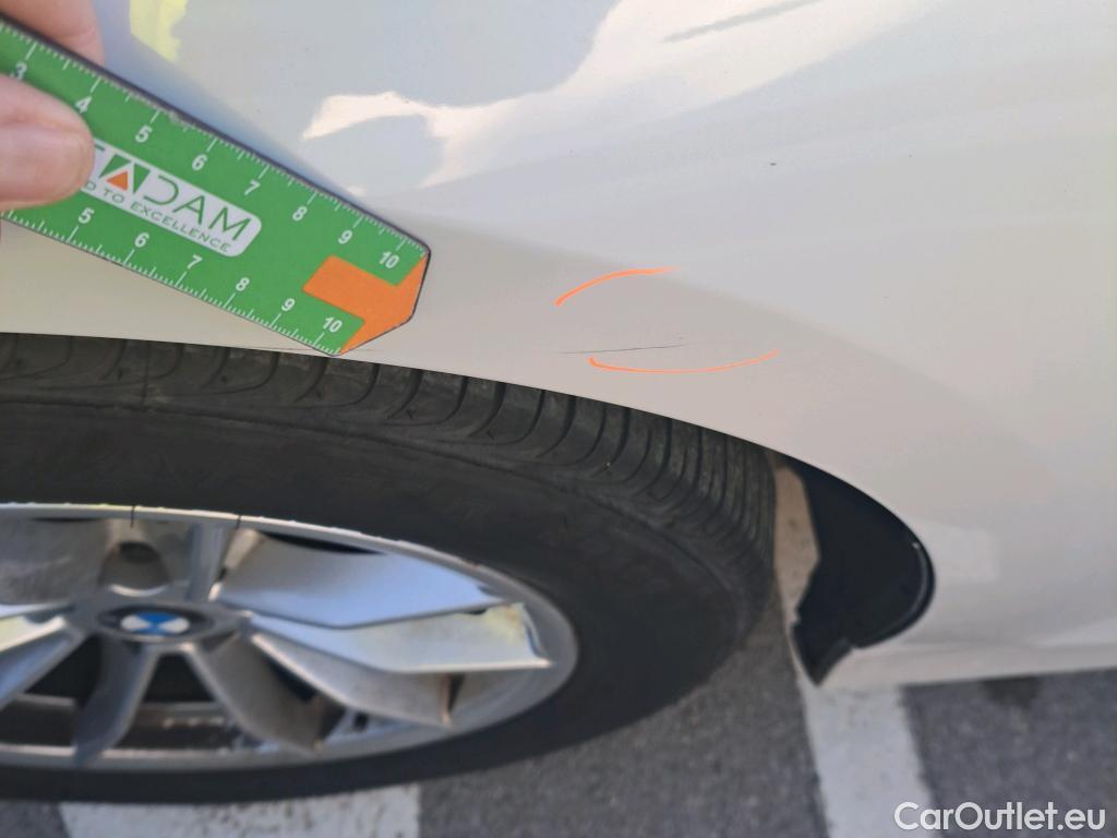  Bmw  Serie 3 BMW  / 2018 / 4P / sedán 320d Auto. #12