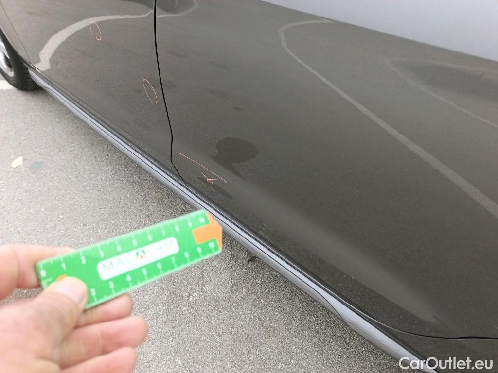  Audi  A4 AUDI  / 2019 / 5P / familiar Avant Advanced 35 TDI 120kW S tronic #17