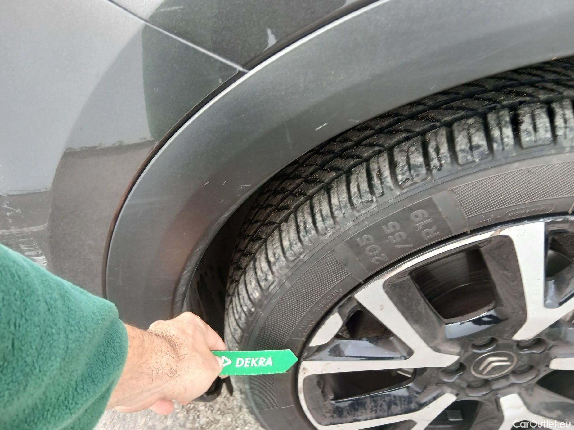  Citroen  C5 CITROEN  Aircross / 2018 / 5P / todoterreno BlueHdi 96kW (130CV) S&S Feel #10