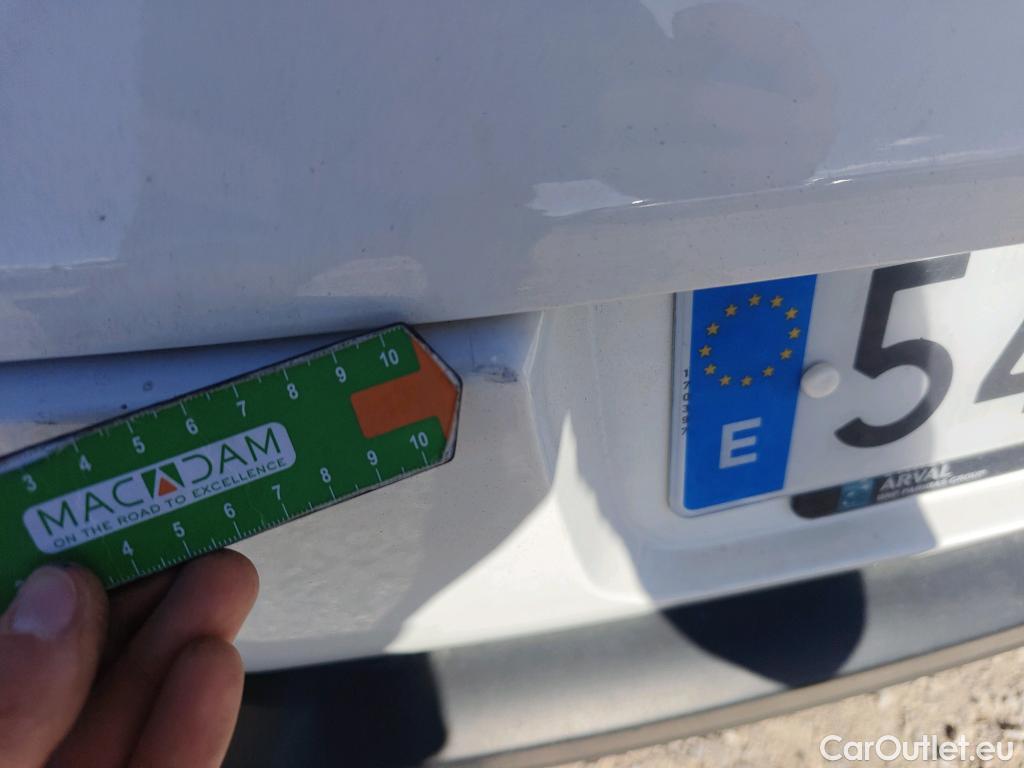  Citroen  C3 CITROEN  / 2020 / 5P / berlina con portón BlueHDi 75KW (100CV) S&S FEEL #23