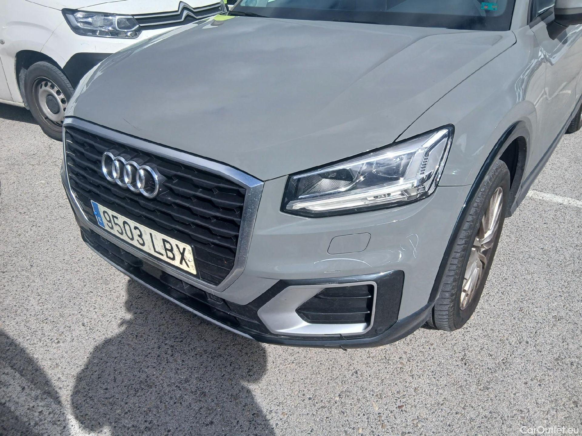  Audi  Q2 AUDI  / 2016 / 5P / todoterreno Design 30 TFSI 85kW (116CV) #9