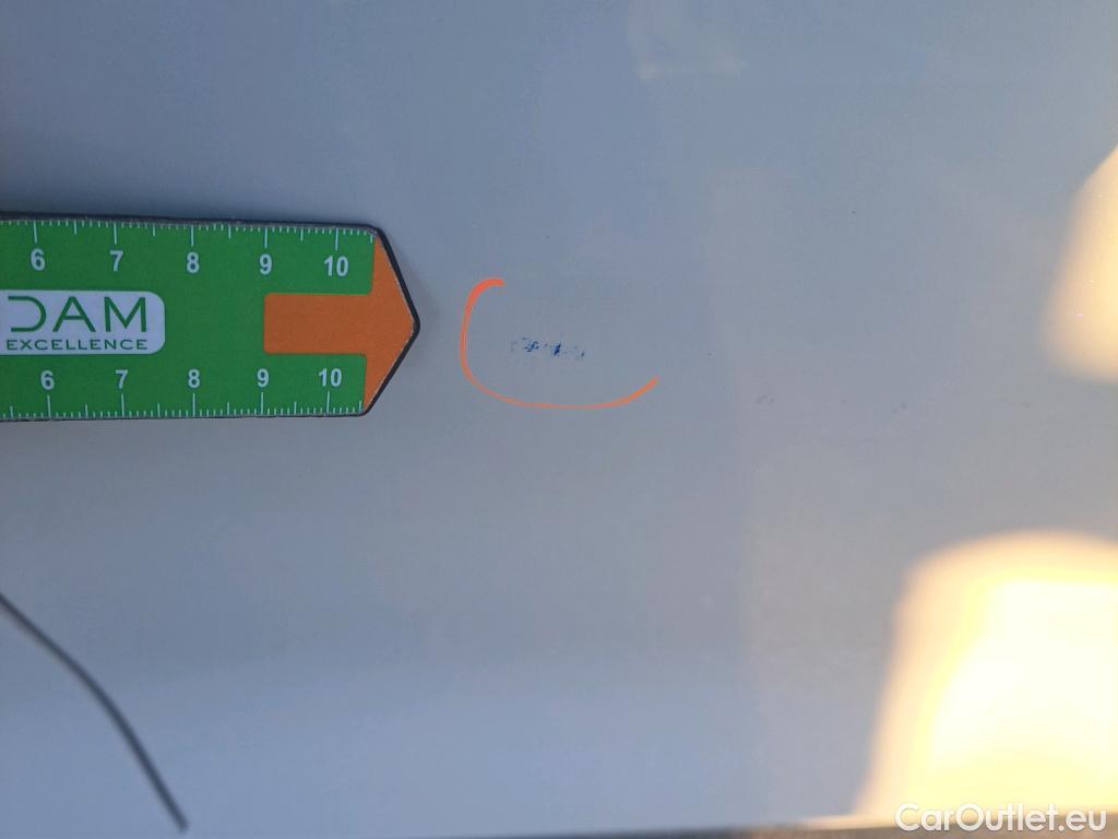  Bmw  Serie 3 BMW  / 2018 / 4P / sedán 320d Auto. #14