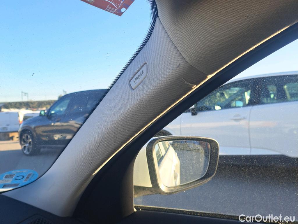  Bmw  Serie 3 BMW  / 2018 / 4P / sedán 320d Auto. #5