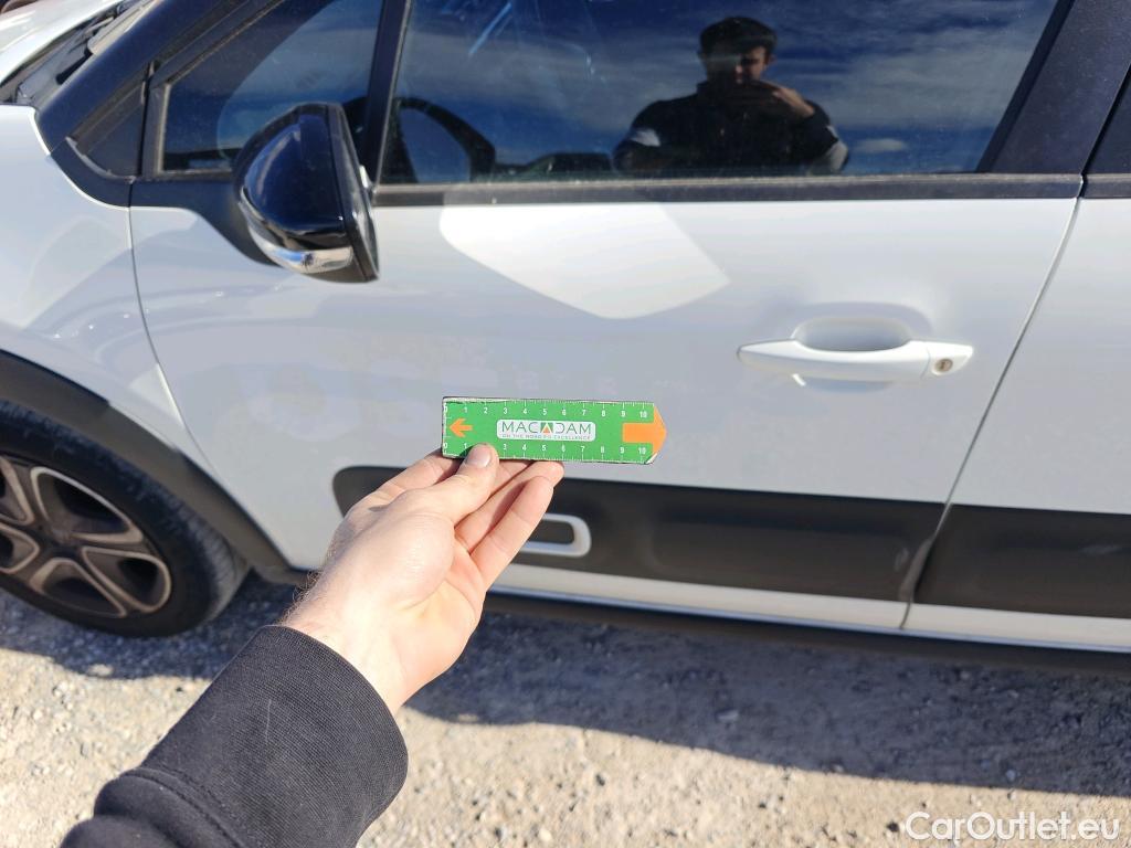  Citroen  C3 CITROEN  / 2020 / 5P / berlina con portón BlueHDi 75KW (100CV) S&S FEEL #12