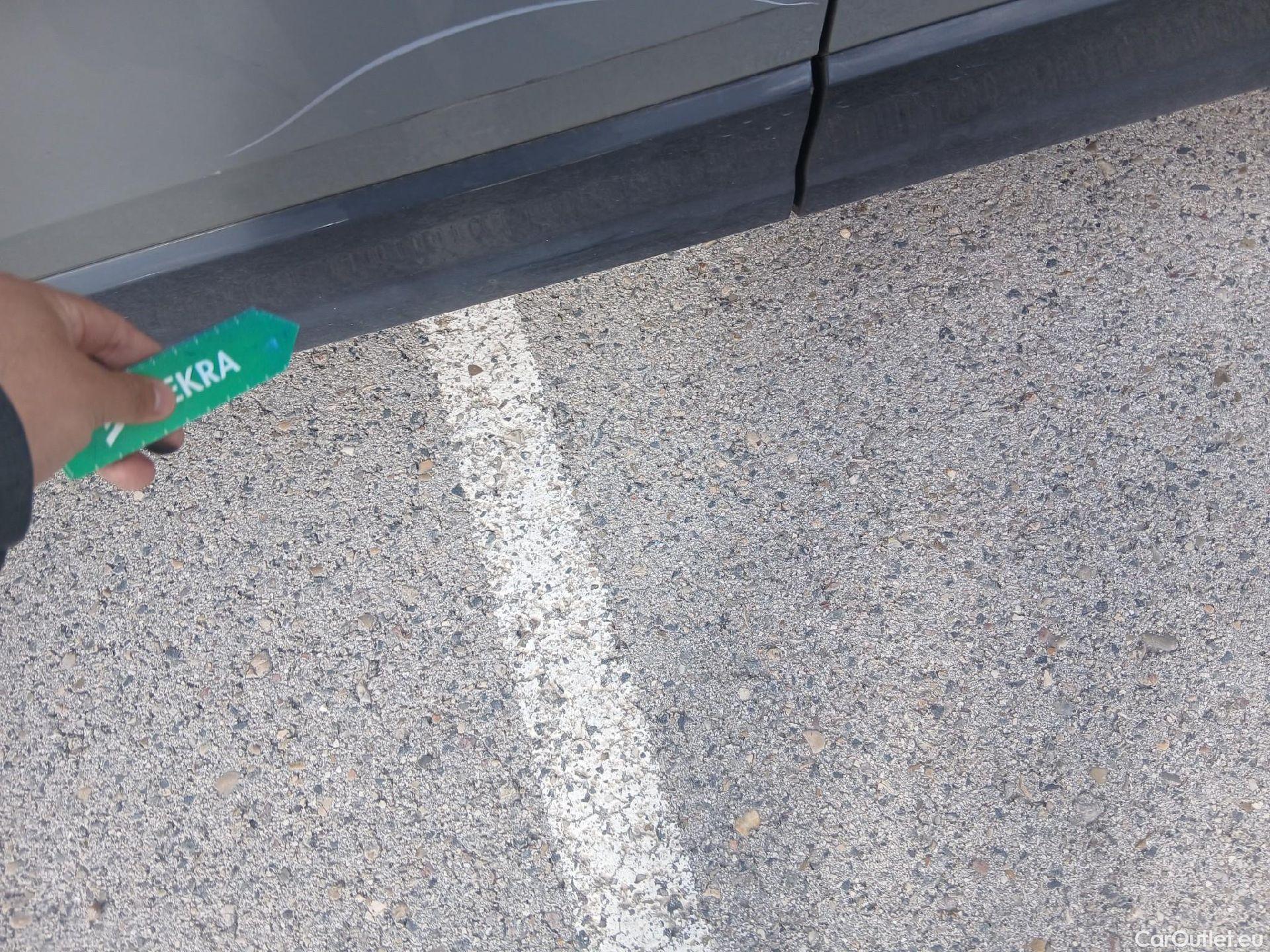  Audi  Q2 AUDI  / 2016 / 5P / todoterreno Design 30 TFSI 85kW (116CV) #22